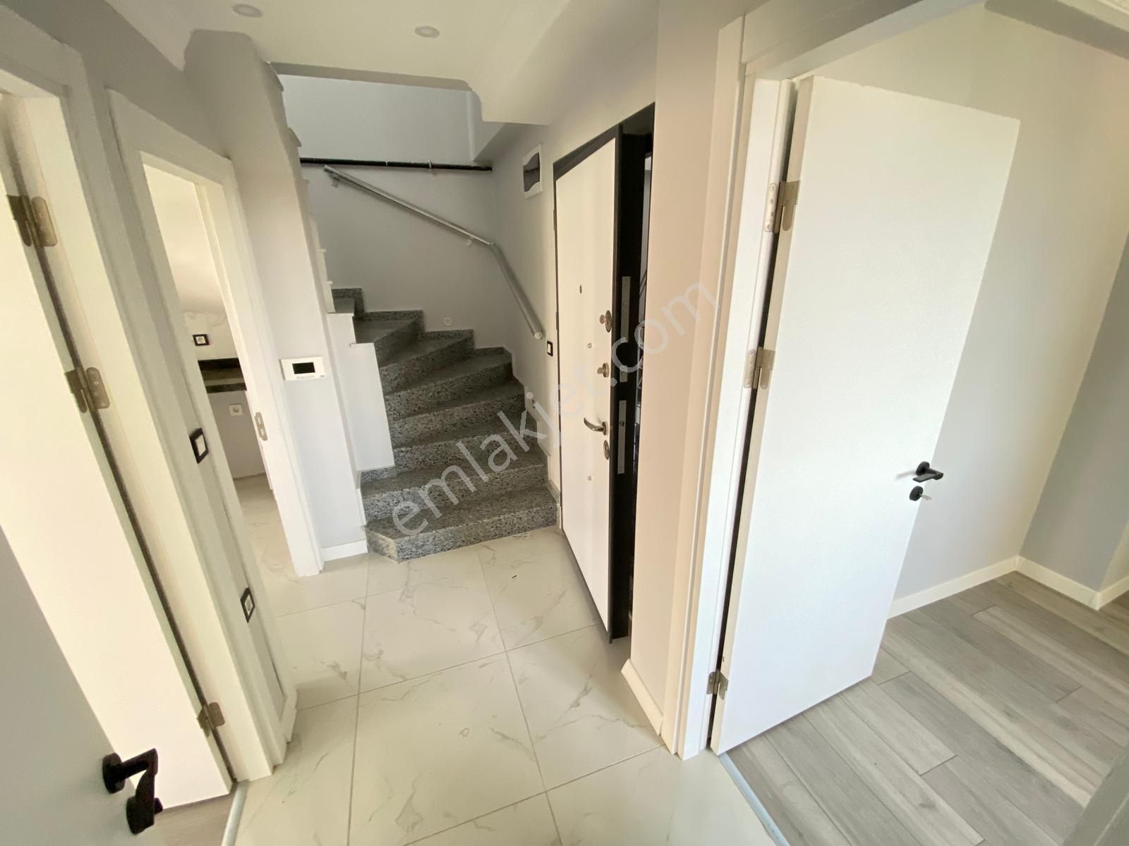 Ekşioğlu Gyd'den Marmaray'a Yakın 134m² 3+1 İskanlı Lüks Dubleks - Görsel 24