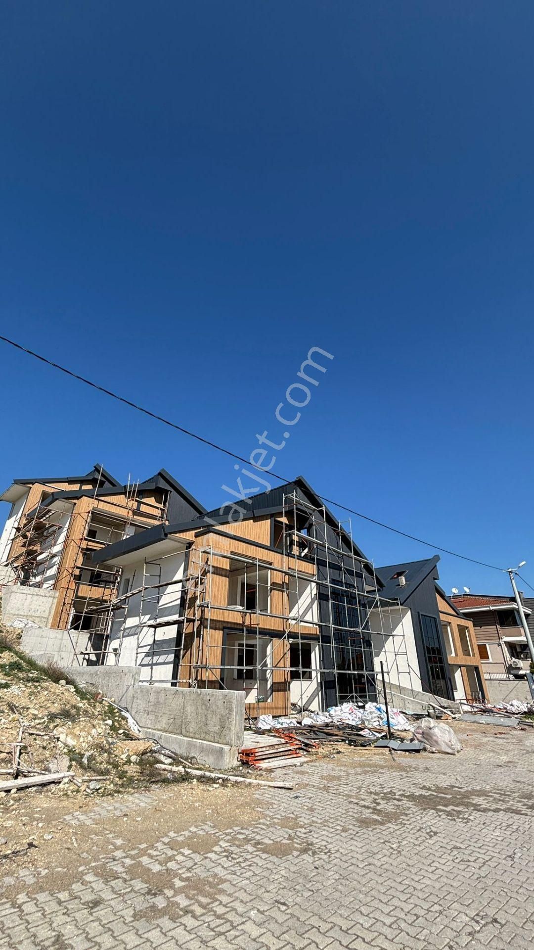 Re/max Mid'de Satılık Kuvayi Milliye'de Lüks Villa - Görsel 16
