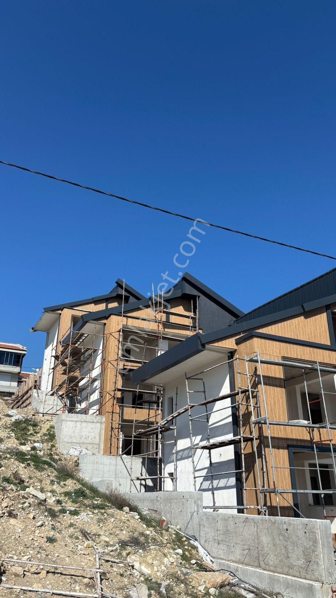 Re/max Mid'de Satılık Kuvayi Milliye'de Lüks Villa - Görsel 18
