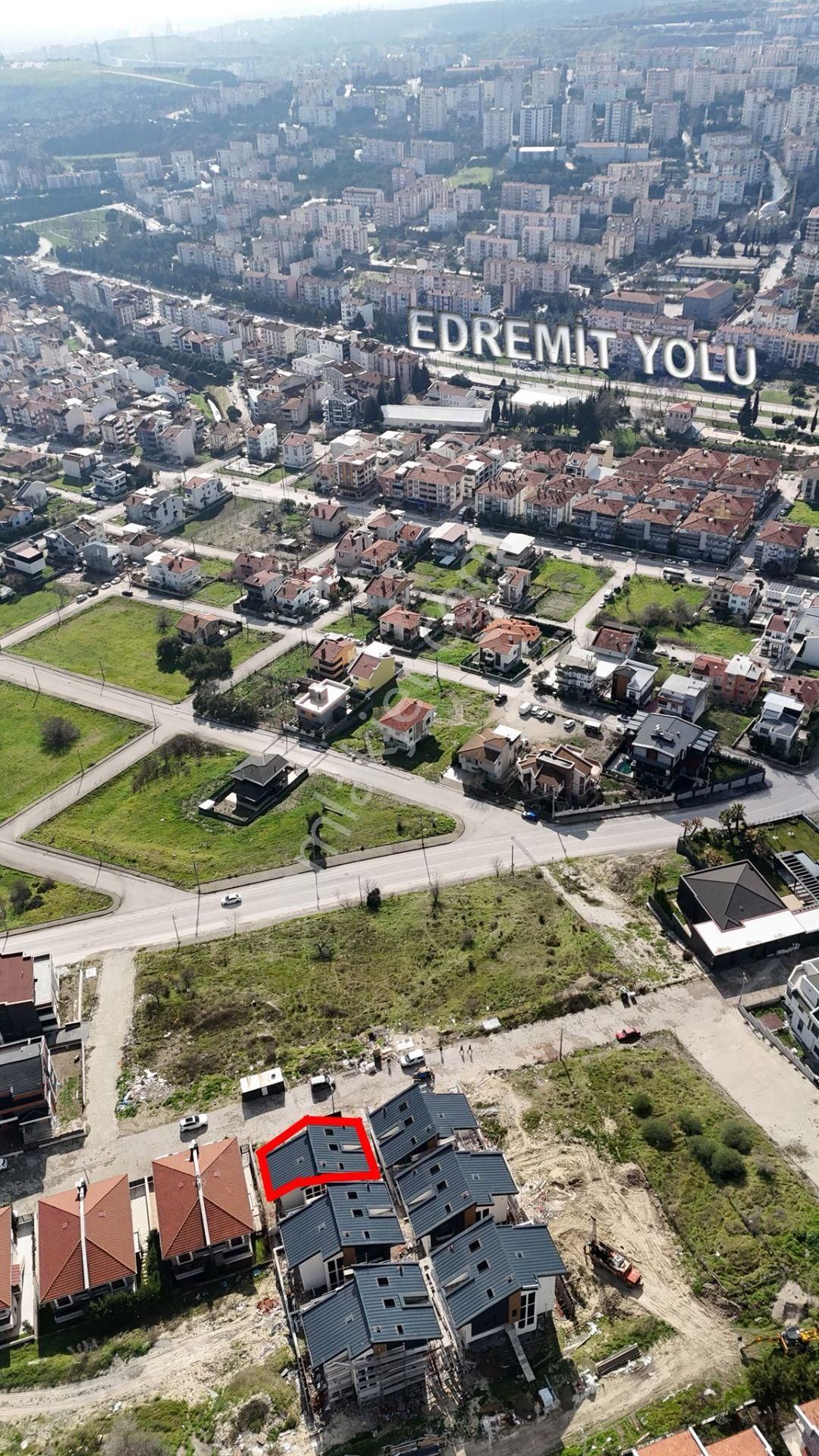 Re/max Mid'de Satılık Kuvayi Milliye'de Lüks Villa - Görsel 3