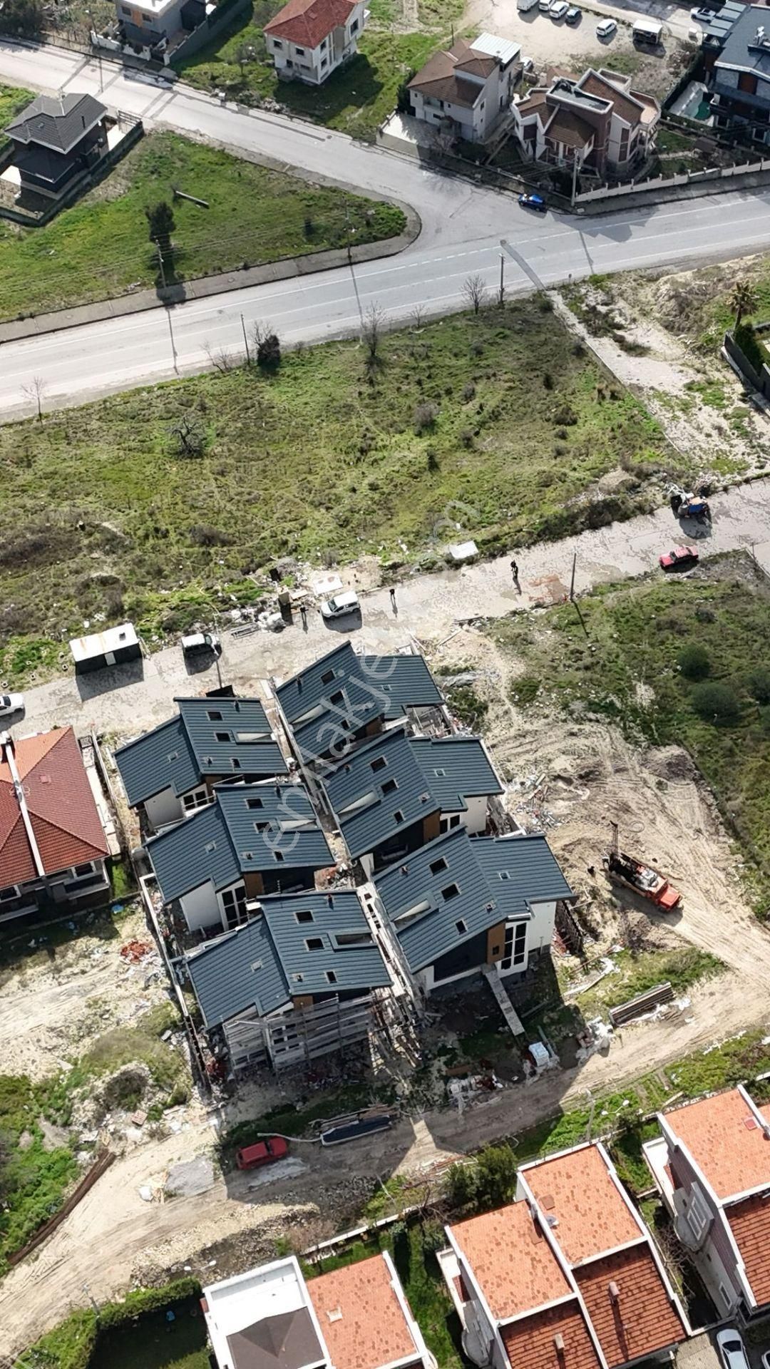 Re/max Mid'de Satılık Kuvayi Milliye'de Lüks Villa - Görsel 5