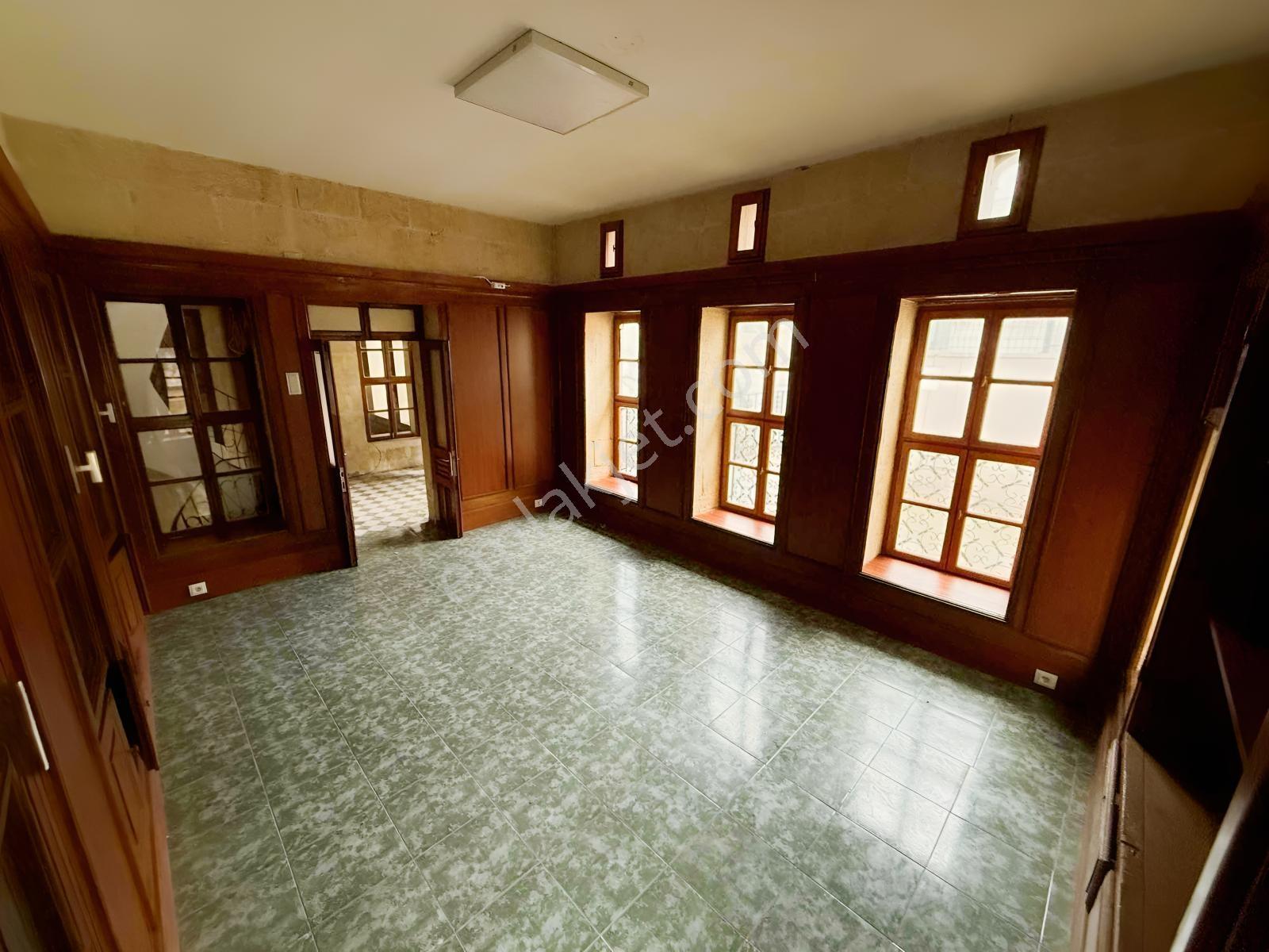 Vesta'dan Kale Dibinde Vakıf Dernek İş Yeri Konuk Evine Kiralık - Görsel 31