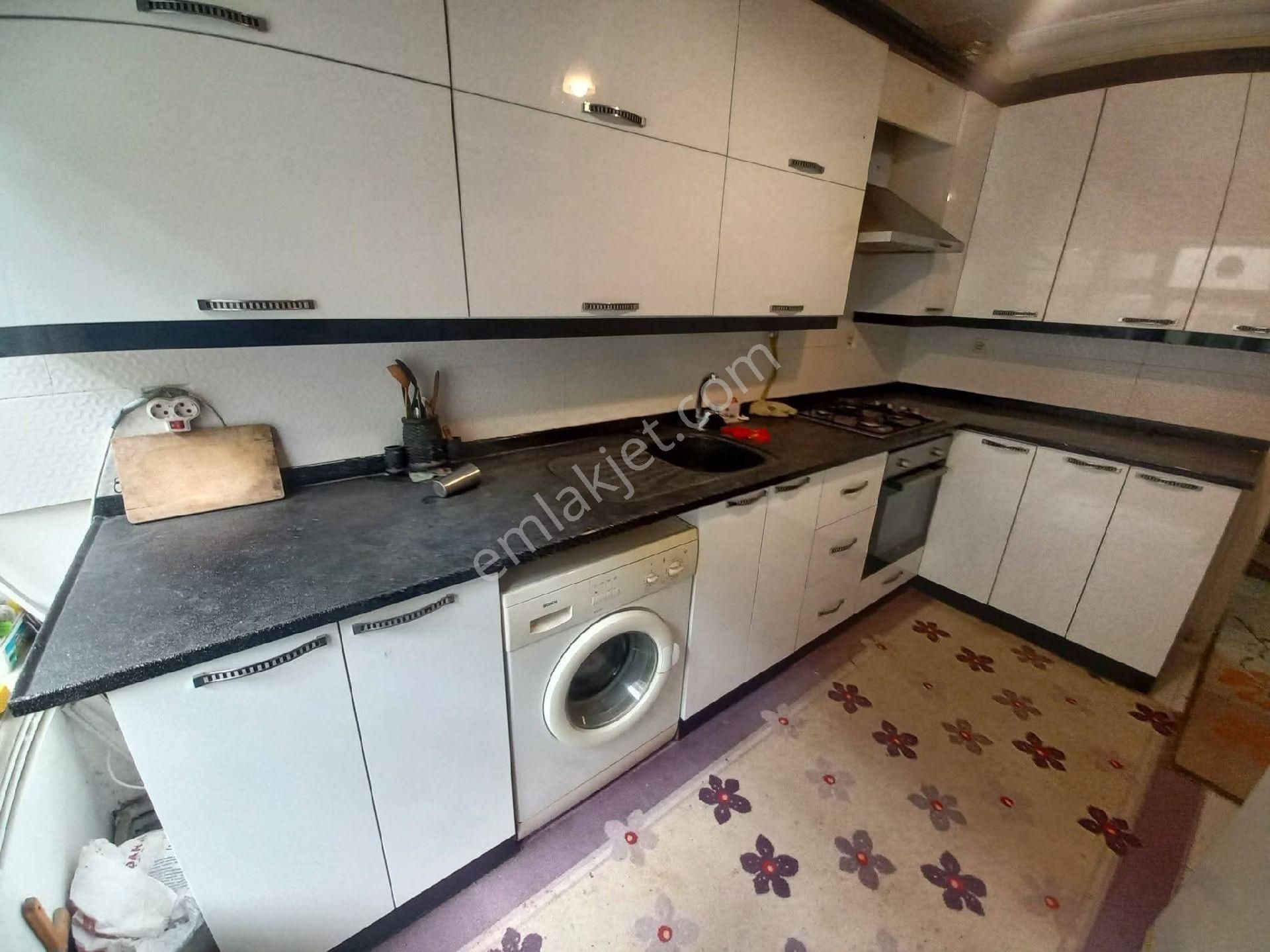 Samsun İlkadım Bahçelievler Mahallesi'nde Kat Tapulu Krediye Uygun Asansörlü 3+1 Eşyalı Satılık - Görsel 3