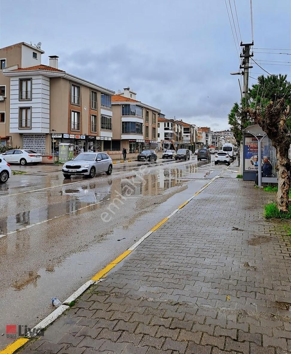 Liva'dan Çevre Yolu Cadde Üzeri Satılık Masrafsız Daire. - Görsel 6