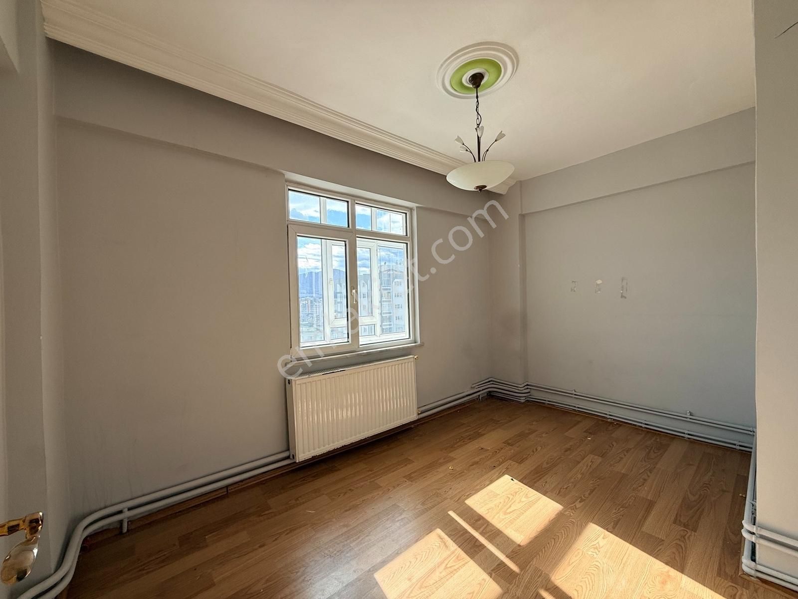 Adalet Mahallesinde Fırsat Girişleri Ayrı 5+2 Dubleks Daıre - Görsel 4