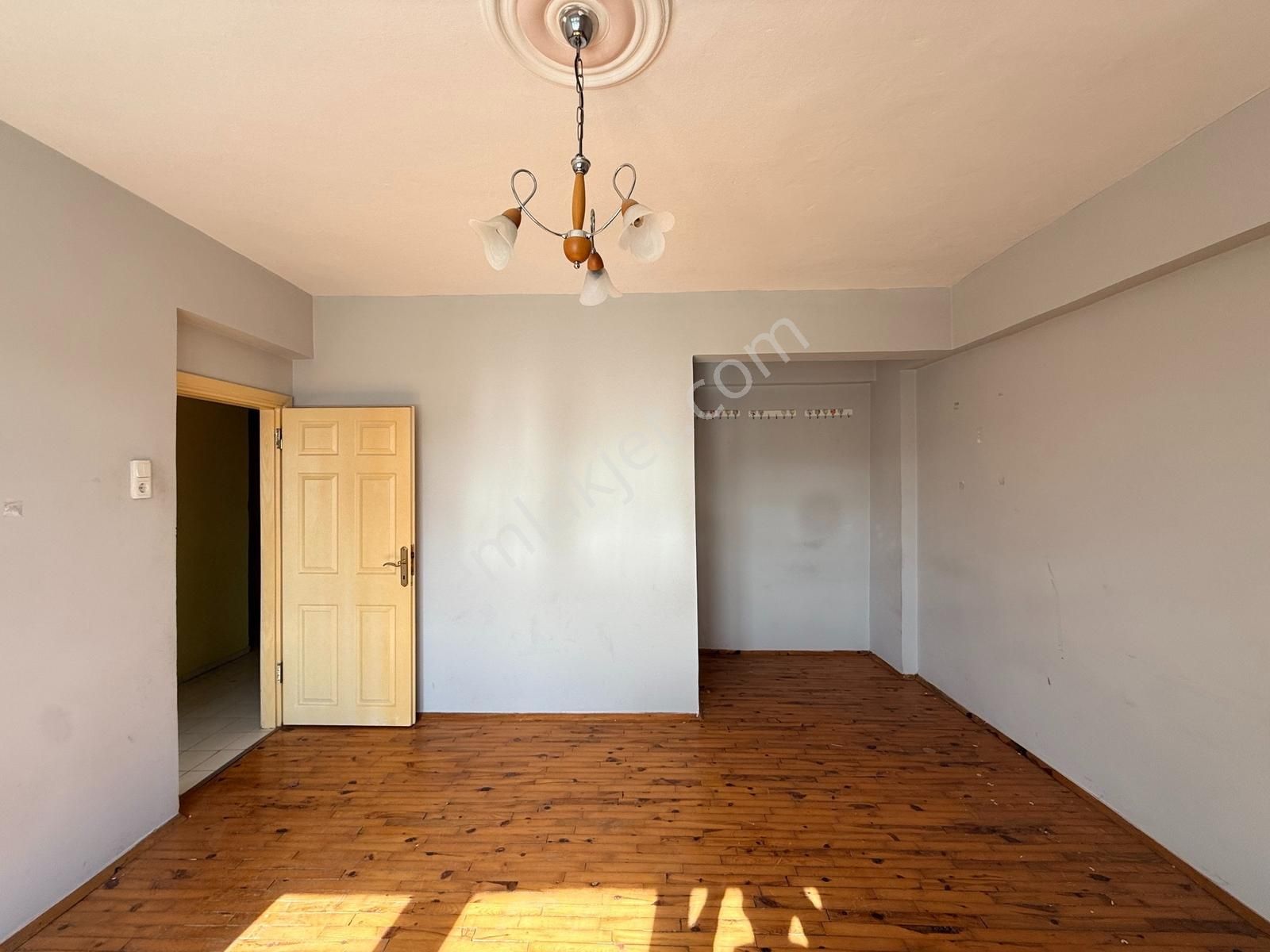 Adalet Mahallesinde Fırsat Girişleri Ayrı 5+2 Dubleks Daıre - Görsel 11