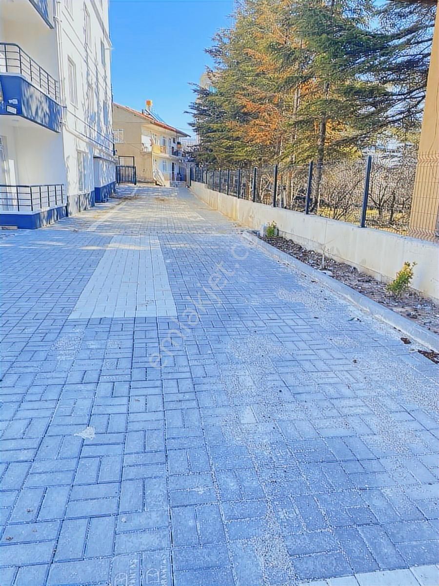 Göksu'dan Yakacık'da Satılık 4.5+1 Yerden Isıtmalı Sıfır Daire - Görsel 34