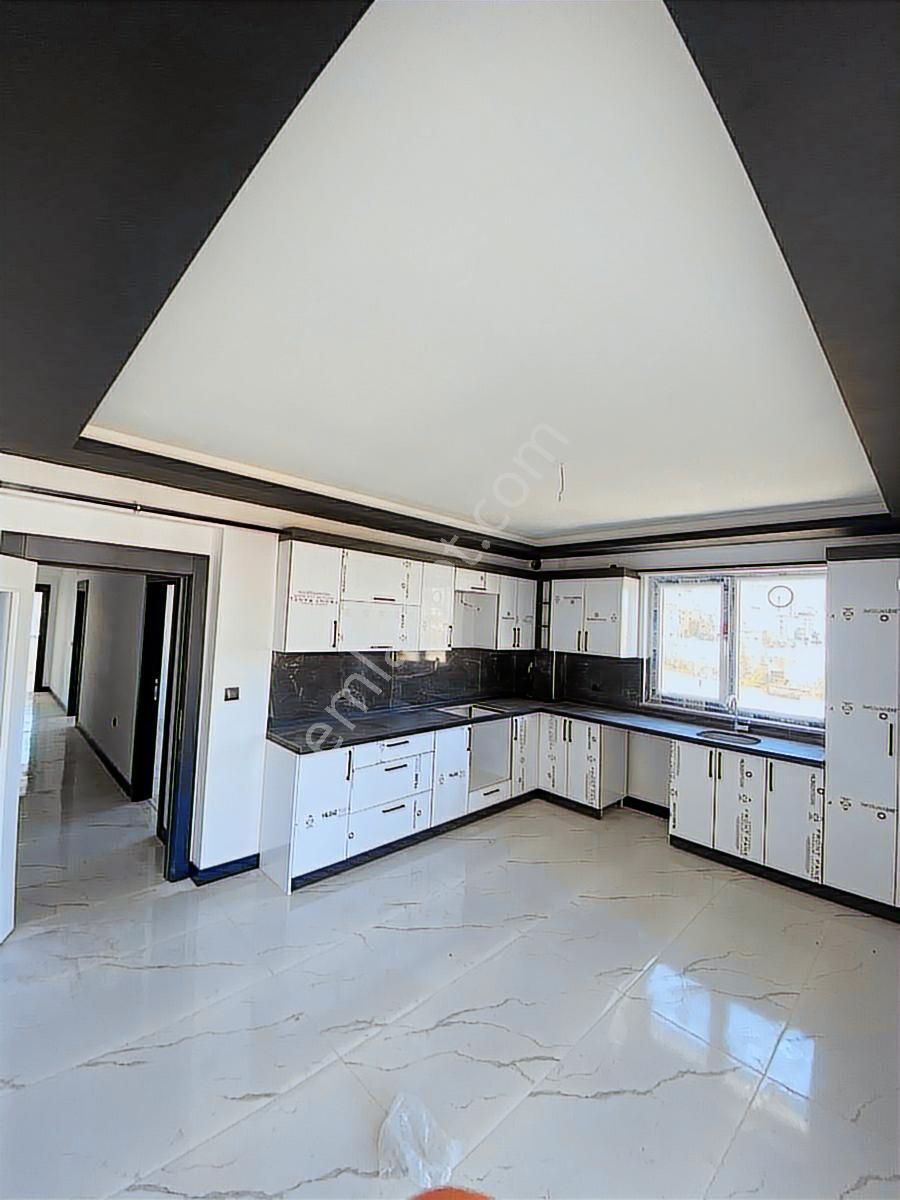 Göksu'dan Yakacık'da Satılık 4.5+1 Yerden Isıtmalı Sıfır Daire - Görsel 12