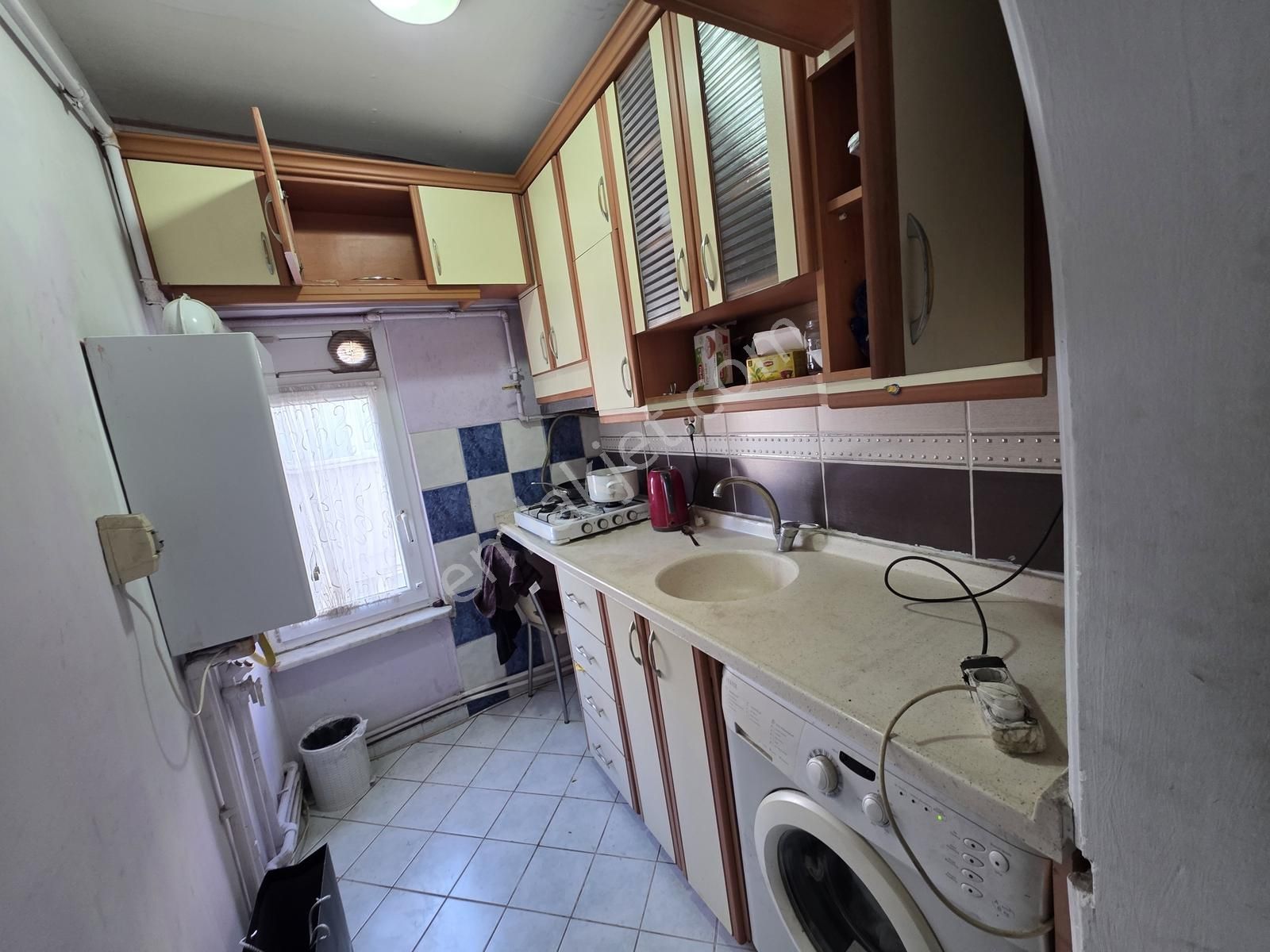 Gazcılar Ana Cadde De Satılık 1+1 Ofis/ev - Görsel 3