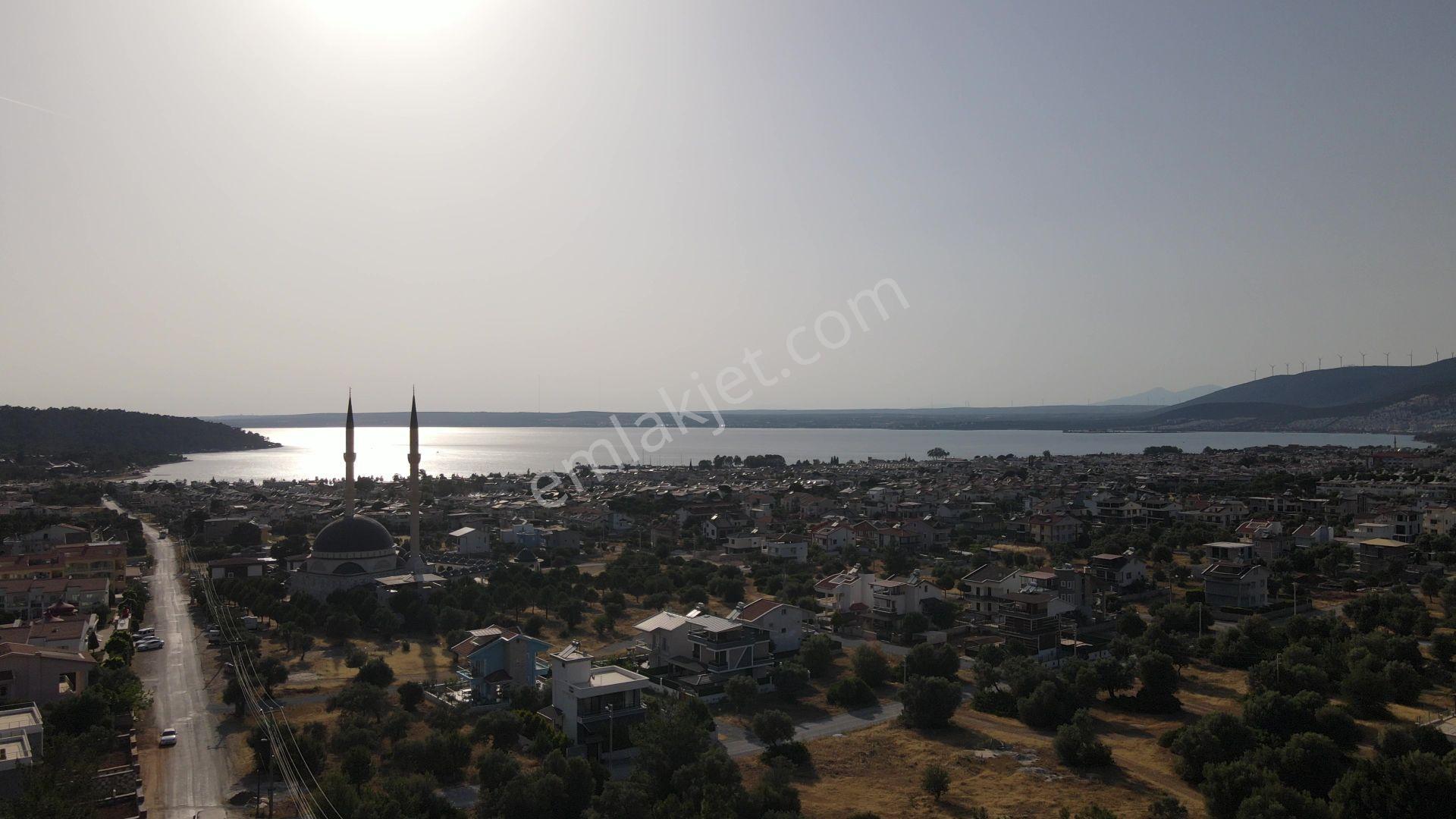 Didim Akbük Merkezde Köşe Başı Satılık Arsa - Görsel 3