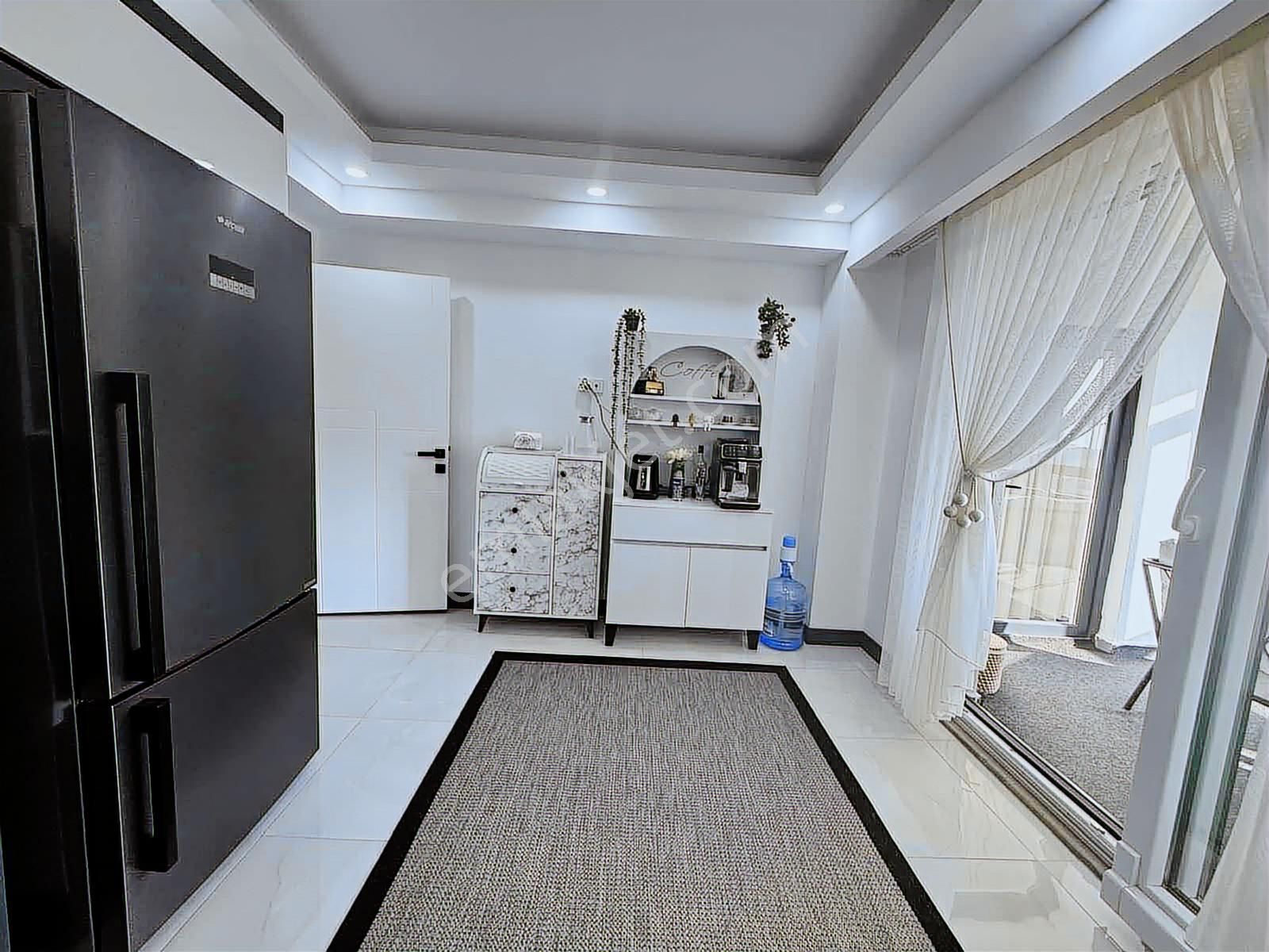 İzsiz Towerda Satılık Lüks Site İçerisinde 2+1 - Görsel 14