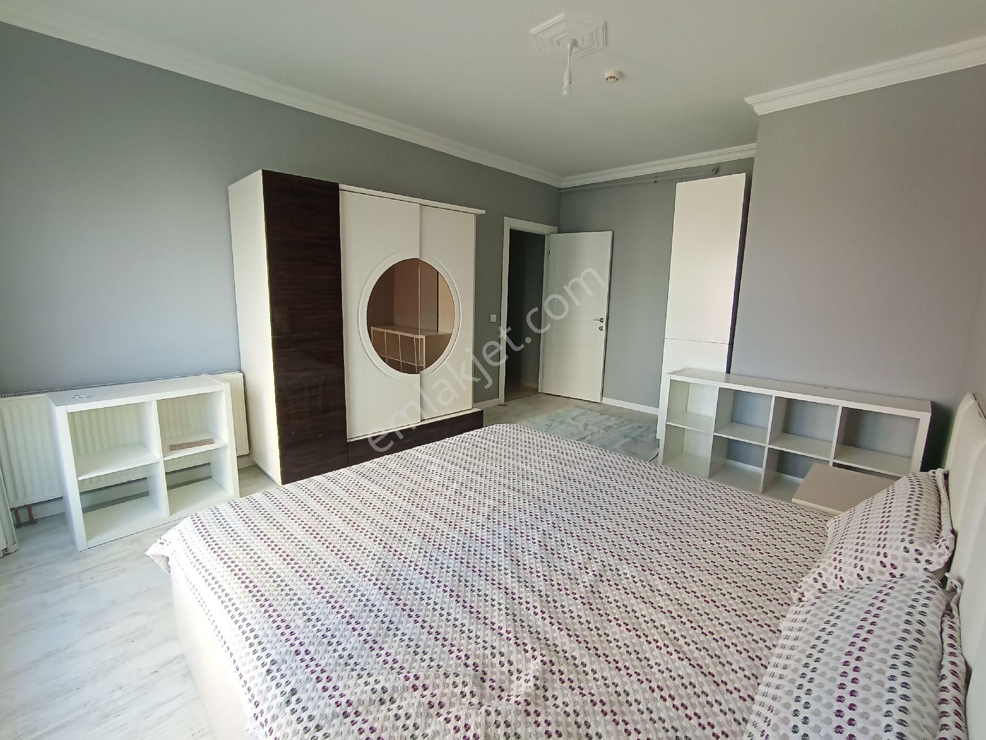 Esenyurt Site İçerisinde Kiralık 3+1 Eşyalı Daire - Görsel 10