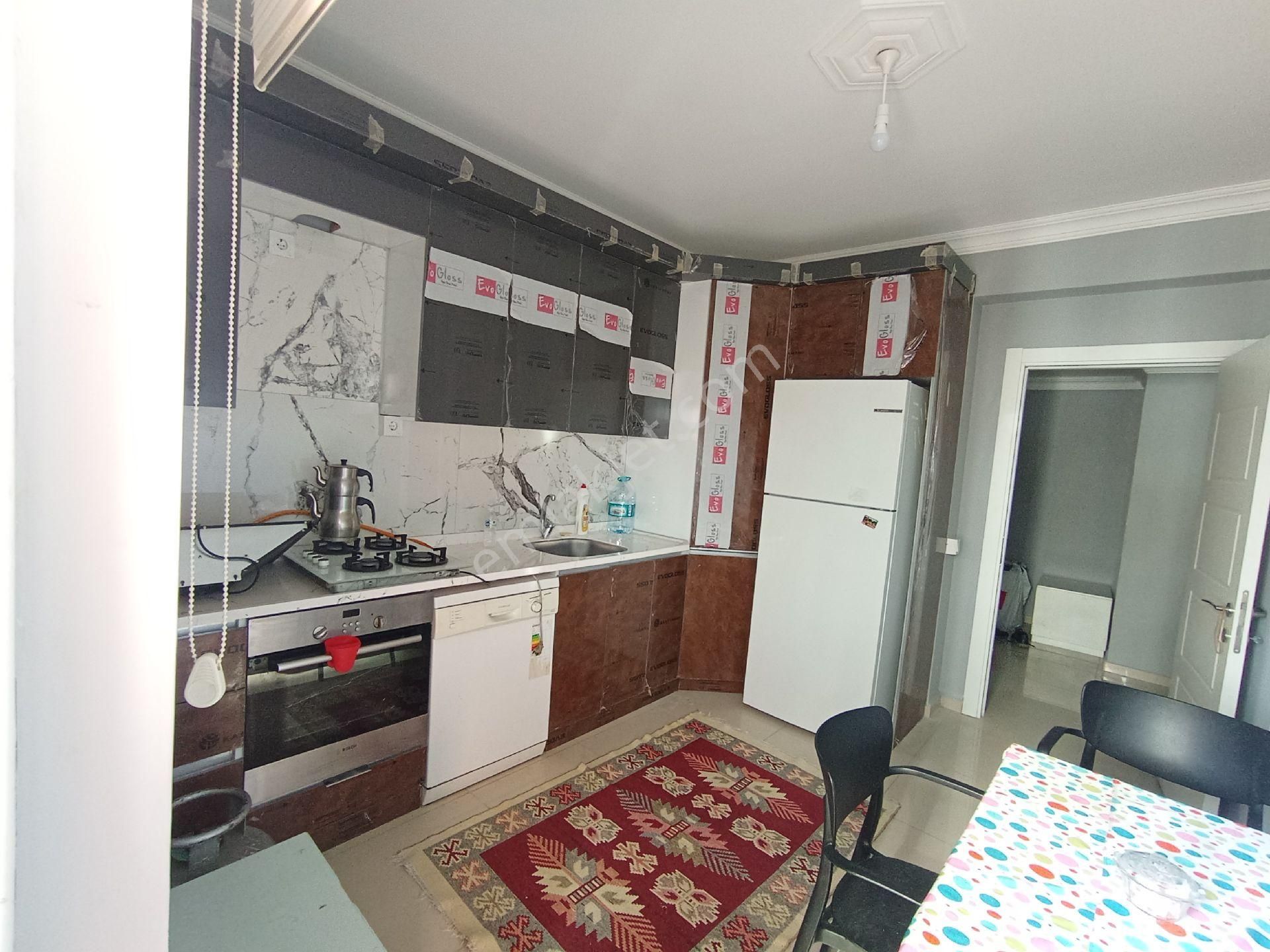 Esenyurt Site İçerisinde Kiralık 3+1 Eşyalı Daire - Görsel 21