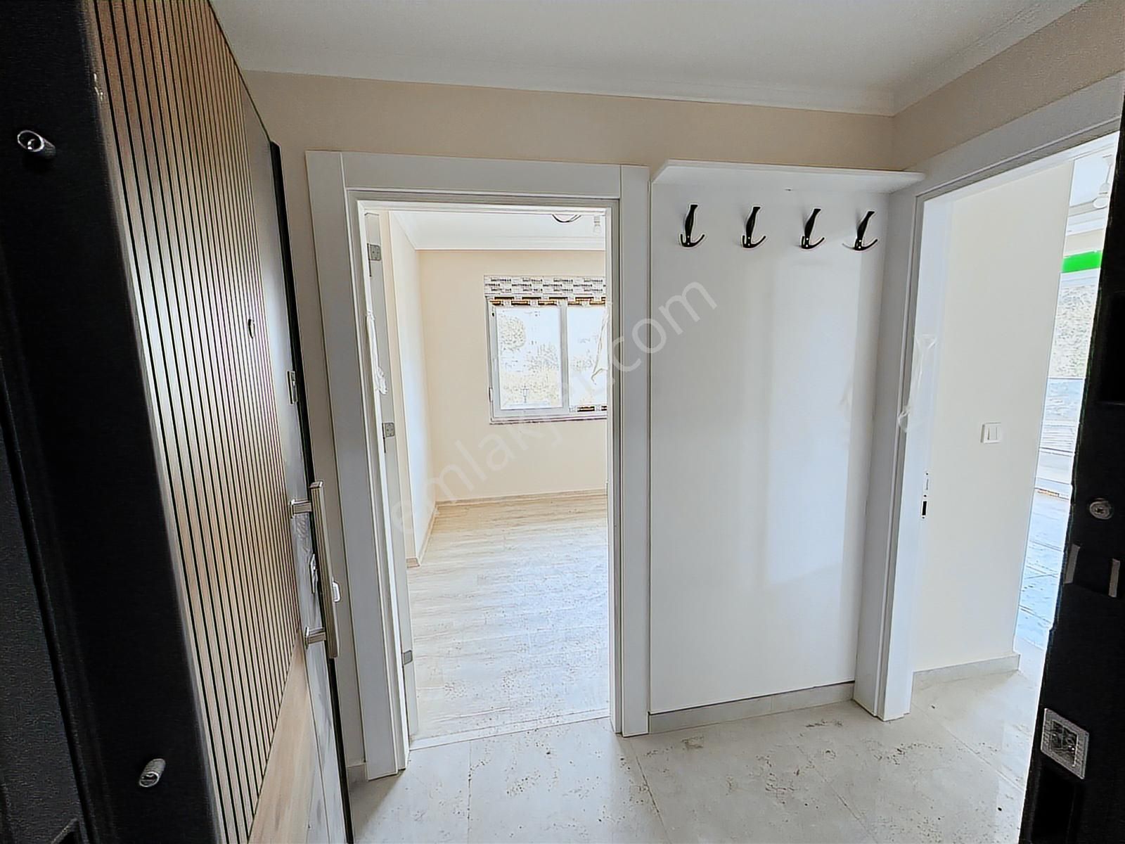 Özarı İnşaattan Yeni Sitede 1+1 Daire - Görsel 8