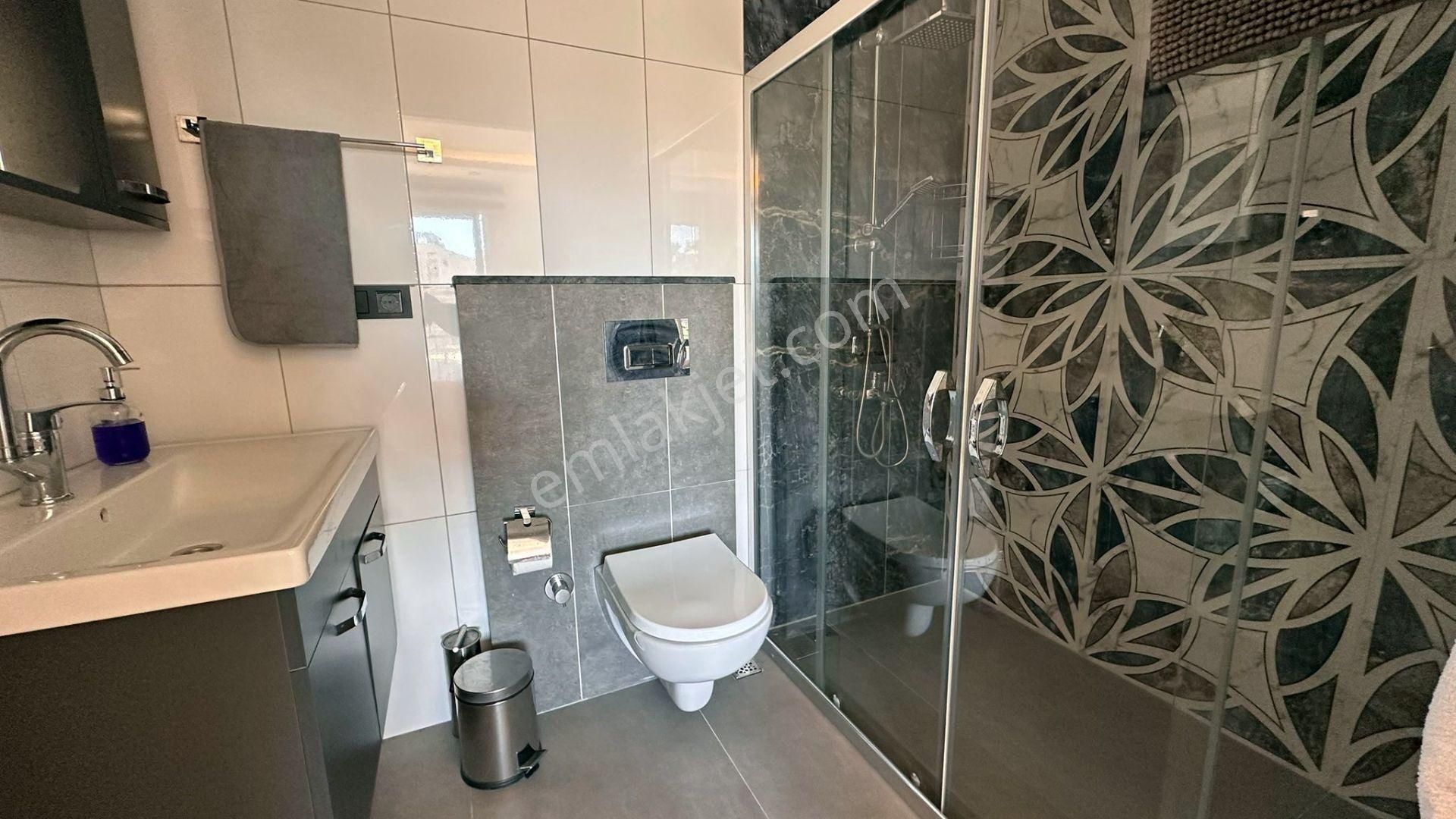 Karagedik'te Satılık Modern İkiz Villa - Görsel 11