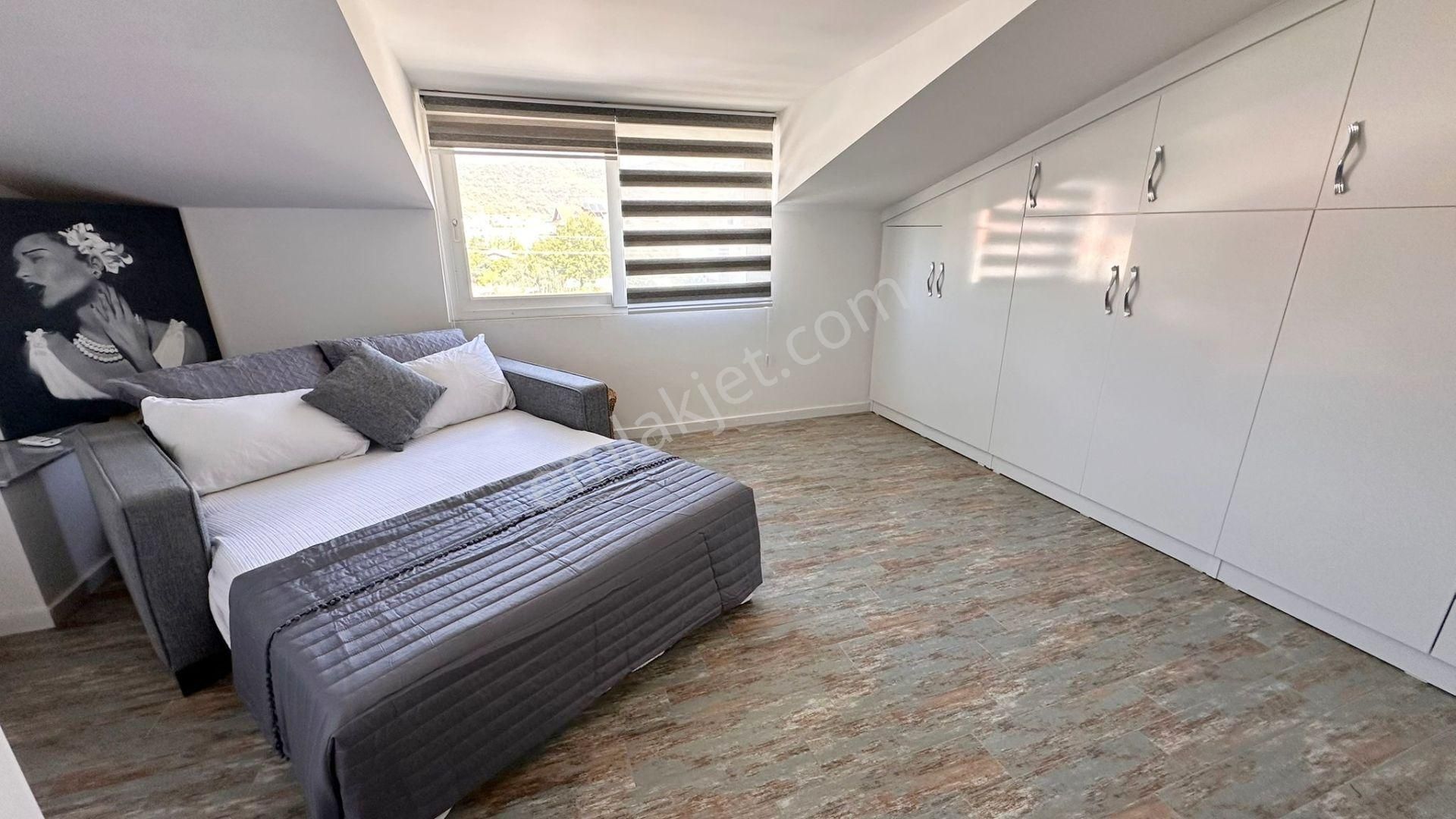 Karagedik'te Satılık Modern İkiz Villa - Görsel 17