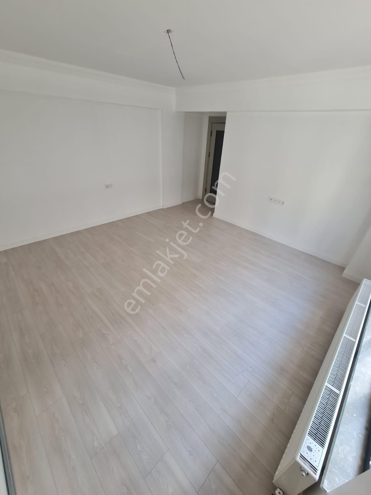 Aydınlıkevler'de Sıfır Binada 2.5 +1 Kiralık Daire-taner Emlak - Görsel 7