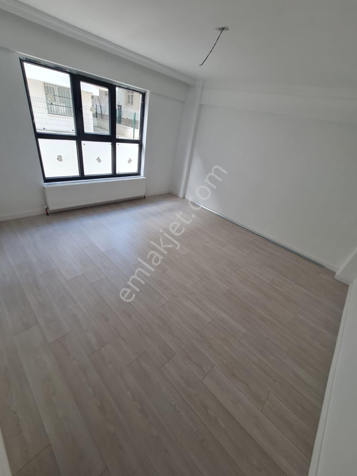 Aydınlıkevler'de Sıfır Binada 2.5 +1 Kiralık Daire-taner Emlak - Görsel 6