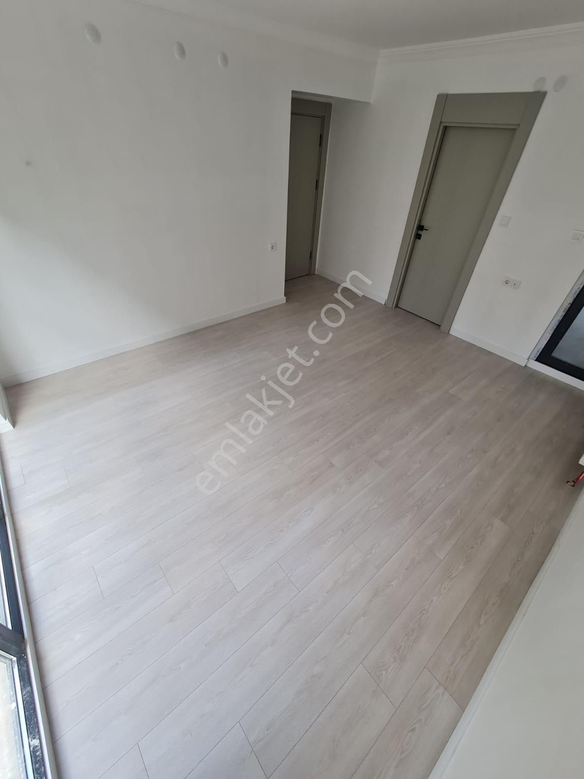 Aydınlıkevler'de Sıfır Binada 2.5 +1 Kiralık Daire-taner Emlak - Görsel 19