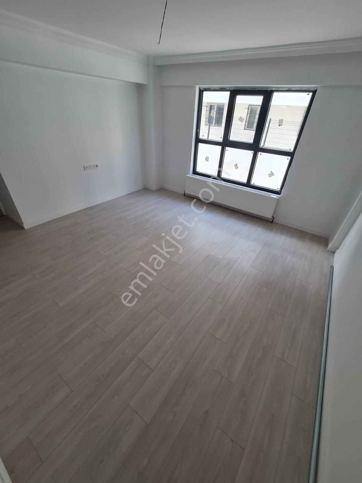 Aydınlıkevler'de Sıfır Binada 2.5 +1 Kiralık Daire-taner Emlak - Görsel 12