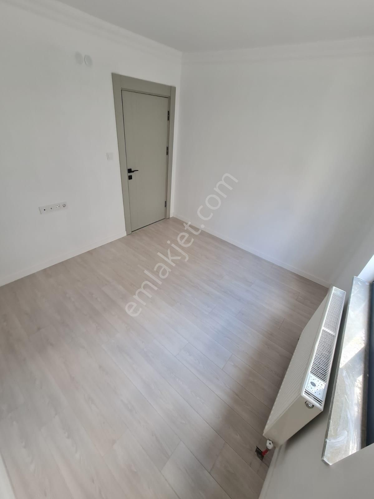 Aydınlıkevler'de Sıfır Binada 2.5 +1 Kiralık Daire-taner Emlak - Görsel 14