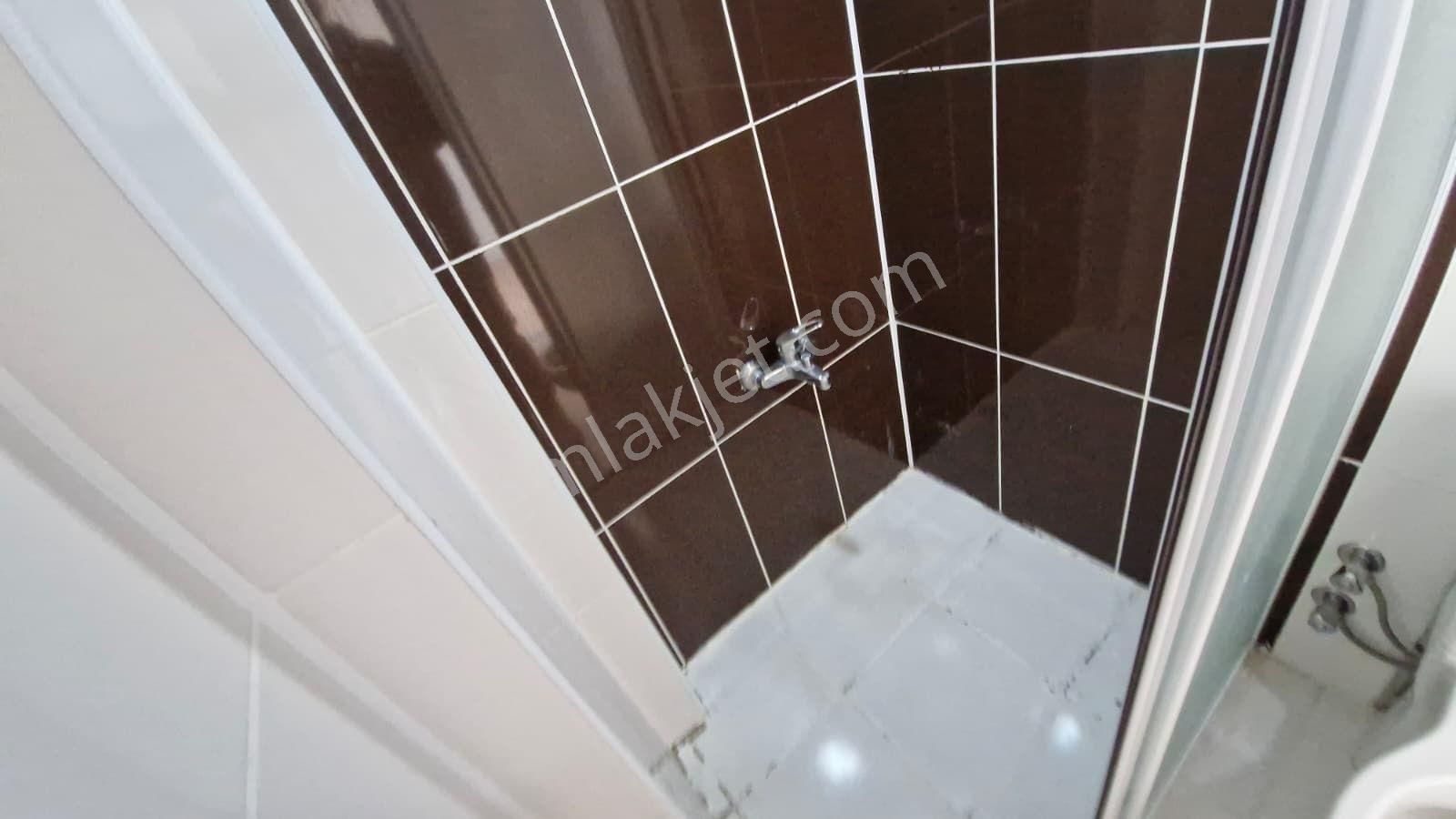 Merkezi Konumda 4+1 Dubleks Çift Balkon,ebv.banyo,kiler - Görsel 15