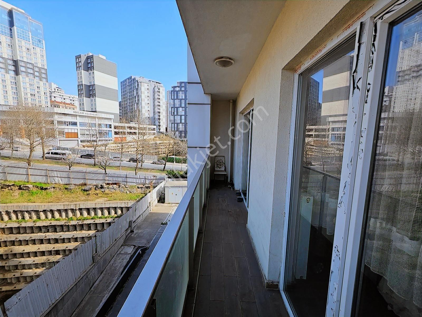 Aris Grand Tower'da Ful Eşyalı Kiralık 1+1 Daire - Görsel 11