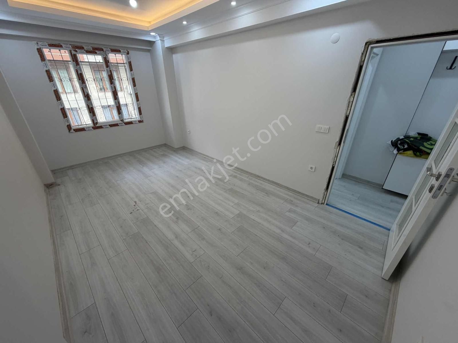 Uğurmumcu Mh. Tapu Masrafsız 2+1 Balkonlu Sıfır Yüksek Giriş - Görsel 7