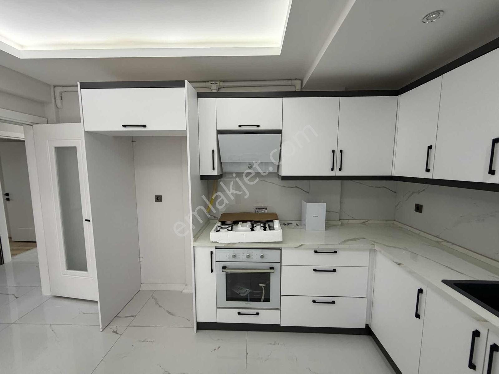 Uygan'dan Muratbey Mah. 2+1 100m² Ultra Lüx Sıfır Arakat - Görsel 18
