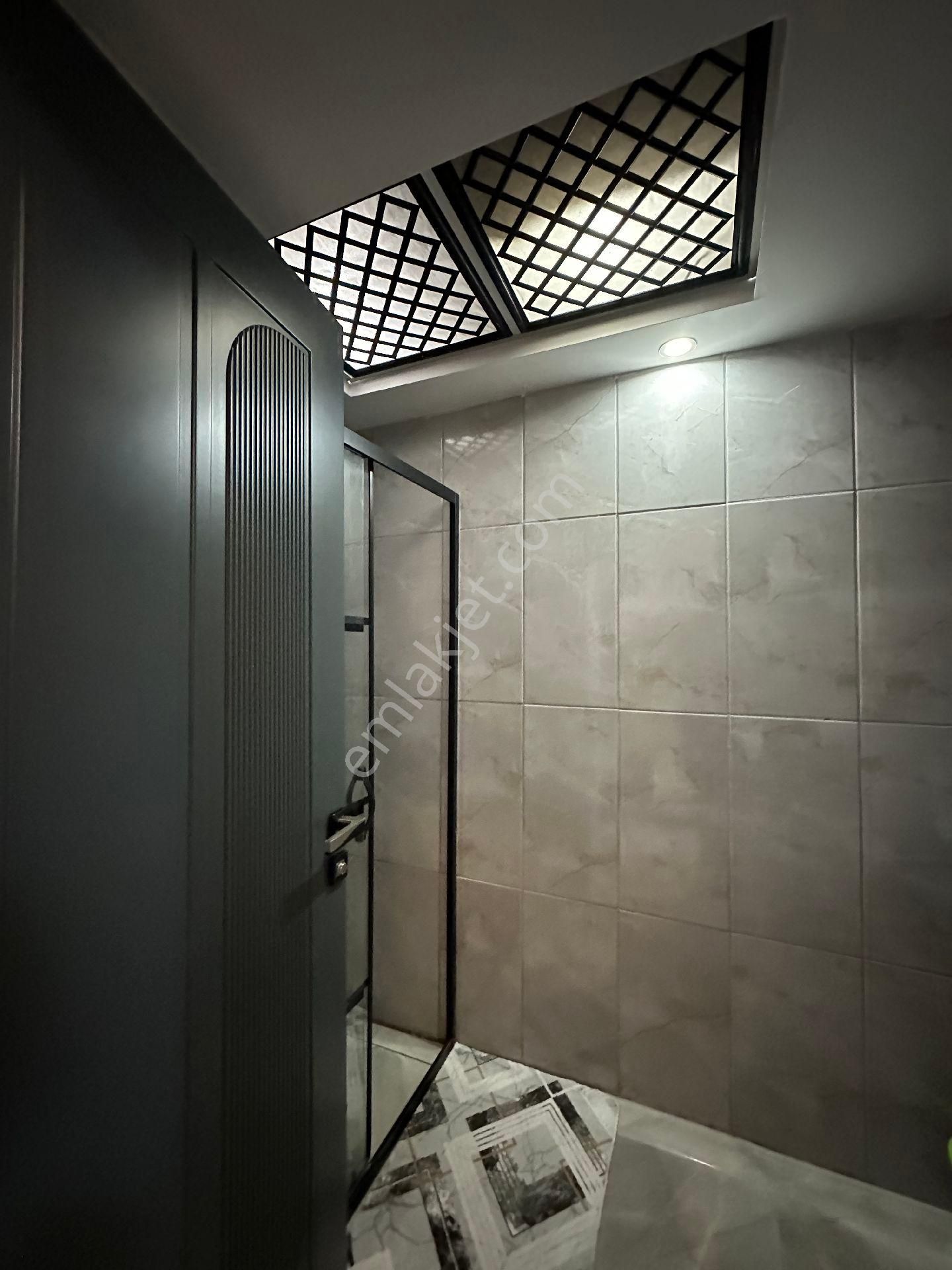 Şahintepe Düzlükte 2.5+1 Çift Balkon Ultra Lüx Daire - Görsel 14