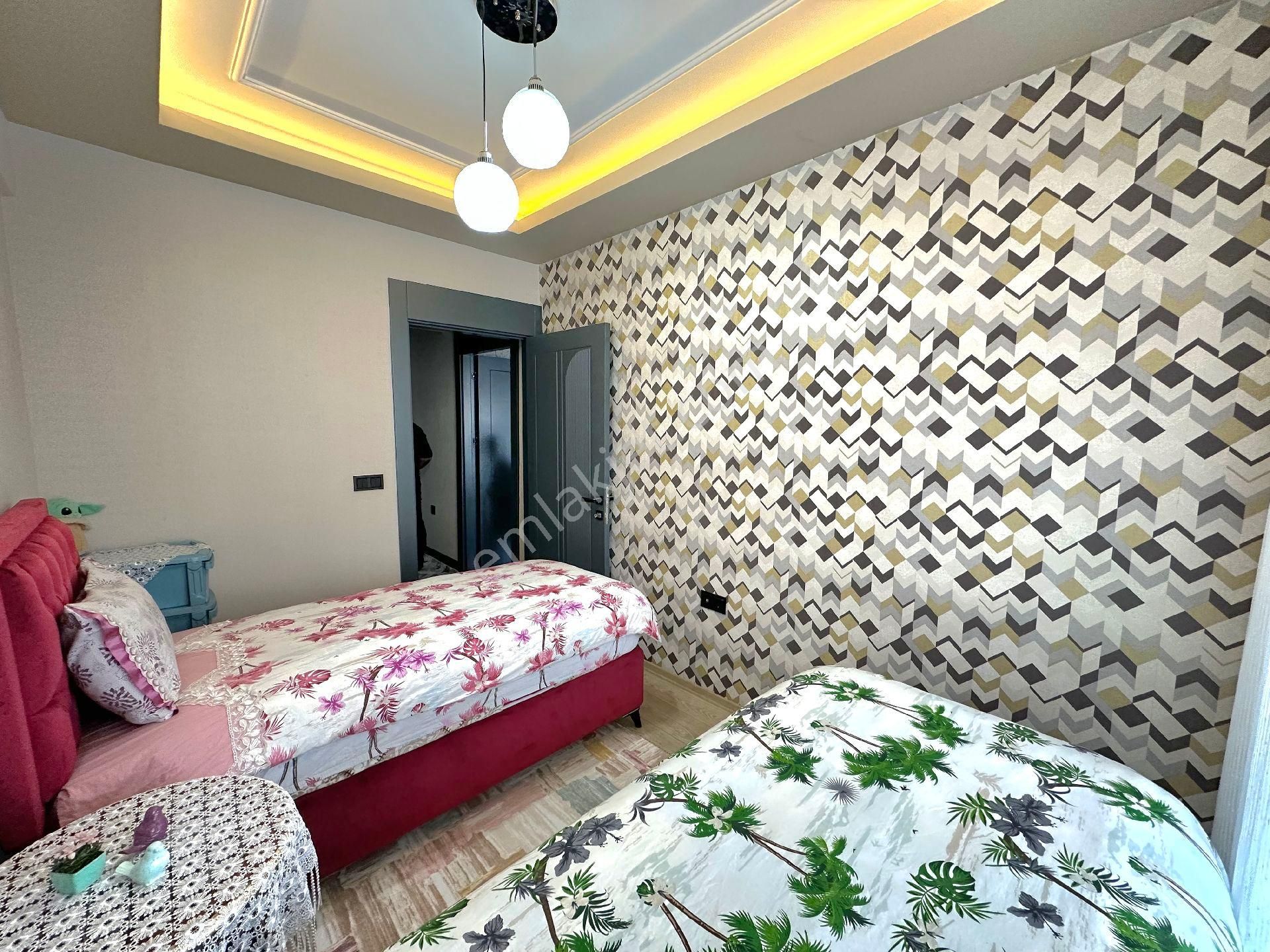 Şahintepe Düzlükte 2.5+1 Çift Balkon Ultra Lüx Daire - Görsel 6