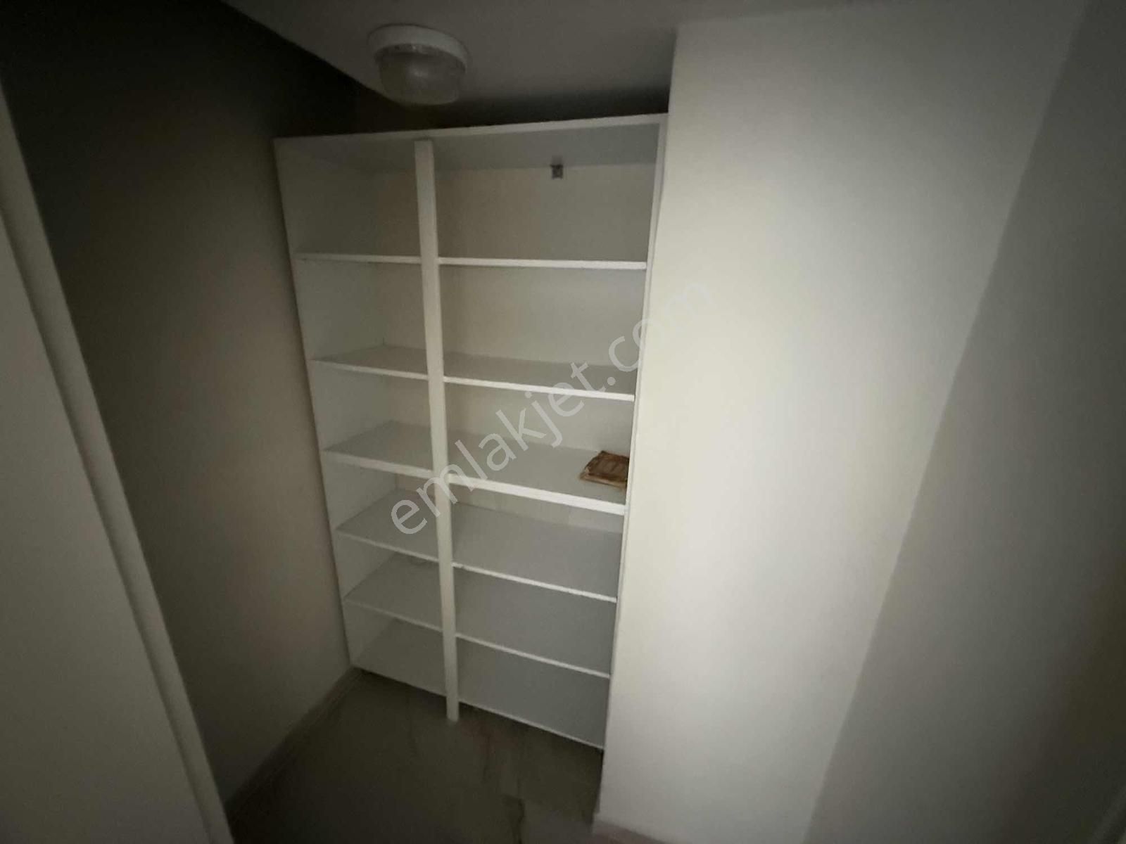 Vesta'dan En Özel Gözde Konumda Ara Kat Çok Bakımlı İçi Sıfır3+1 - Görsel 23