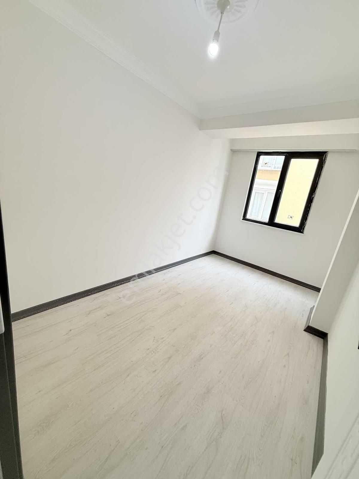 Bahçelievlerde Kiralık 3+1daire Vebeyn Banyolu - Görsel 3