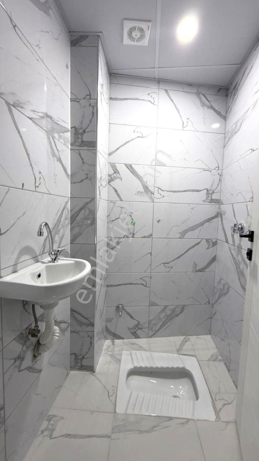 Recep Ümit'ten Hacı Seyit Mahallesinde Caddeye Yakın Ferah (sıfır)kiralık 1+1 Daire. - Görsel 15