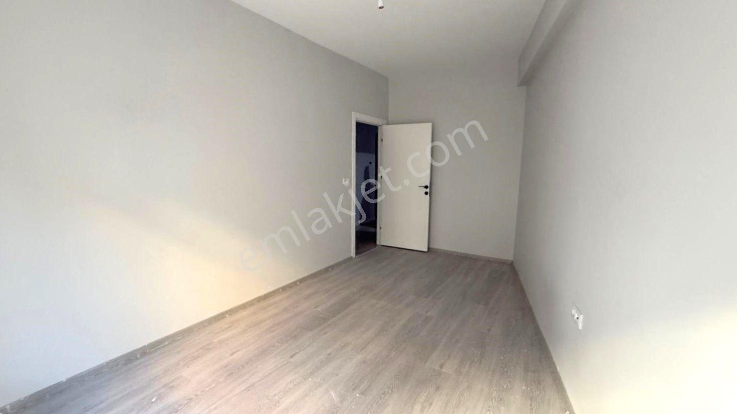 Recep Ümit'ten Hacı Seyit Mahallesinde Caddeye Yakın Ferah (sıfır)kiralık 1+1 Daire. - Görsel 8