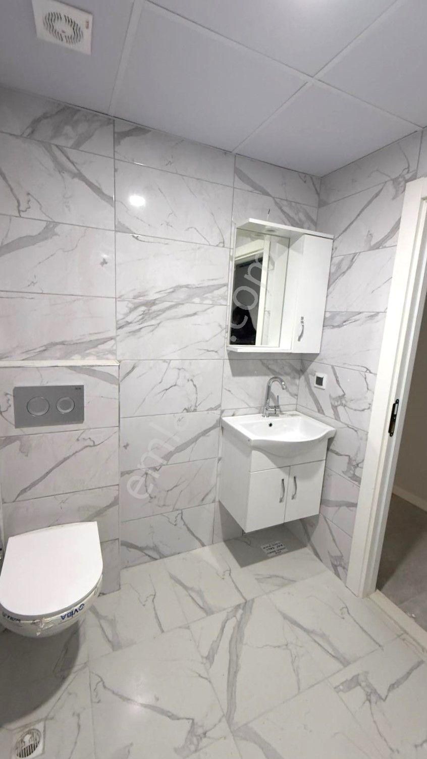 Recep Ümit'ten Hacı Seyit Mahallesinde Caddeye Yakın Ferah (sıfır)kiralık 1+1 Daire. - Görsel 14