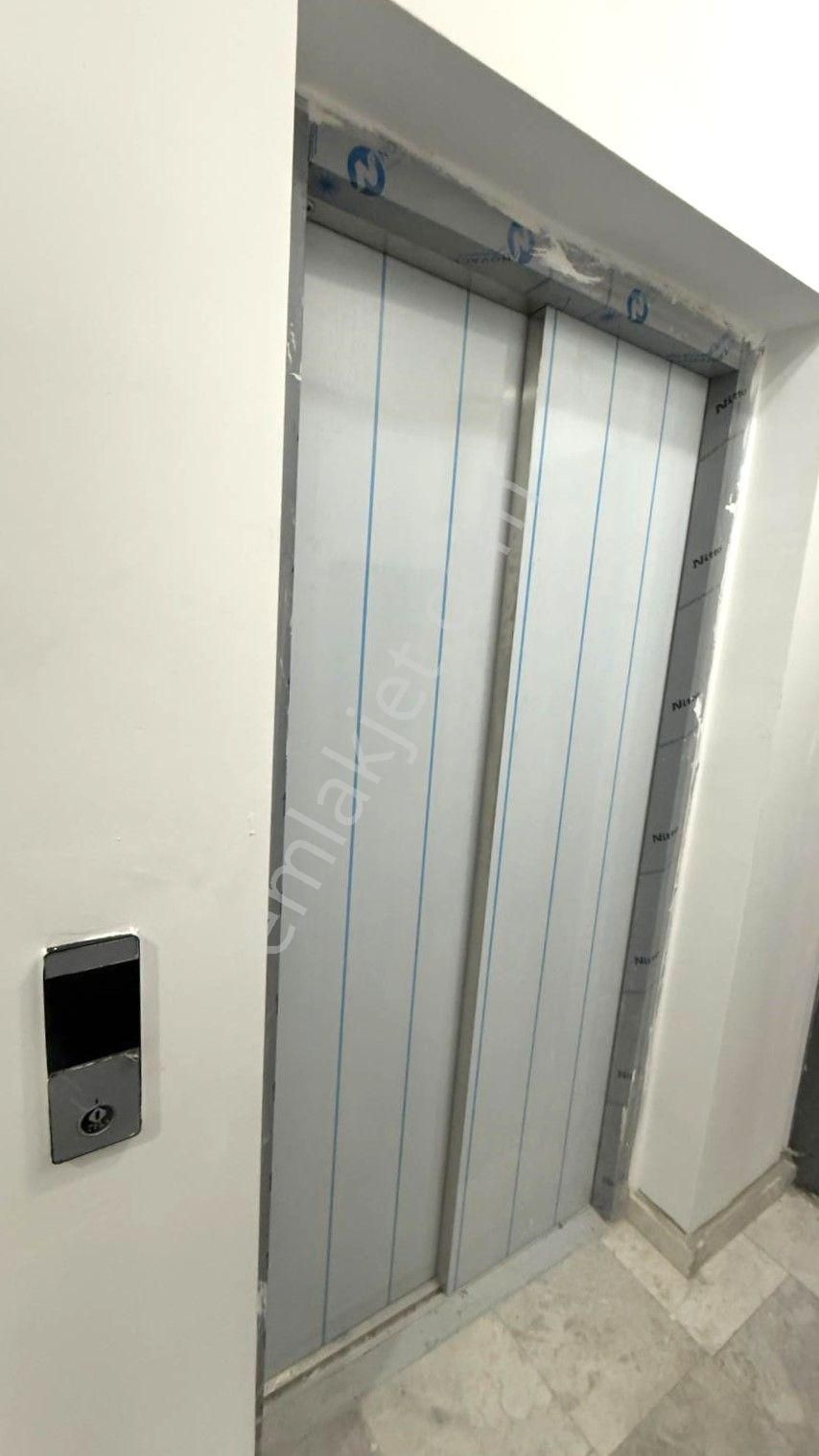 Recep Ümit'ten Hacı Seyit Mahallesinde Caddeye Yakın Ferah (sıfır)kiralık 1+1 Daire. - Görsel 22