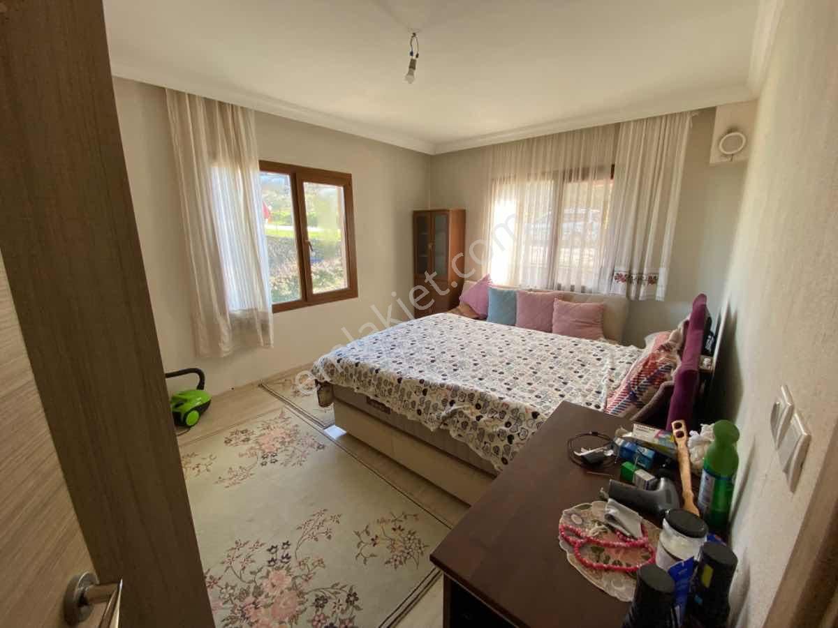 Menemen Bozalan’da 1.379 M² Arsa İçınde 170 M² Çıft Katlı Müstakıl Ev - Görsel 7