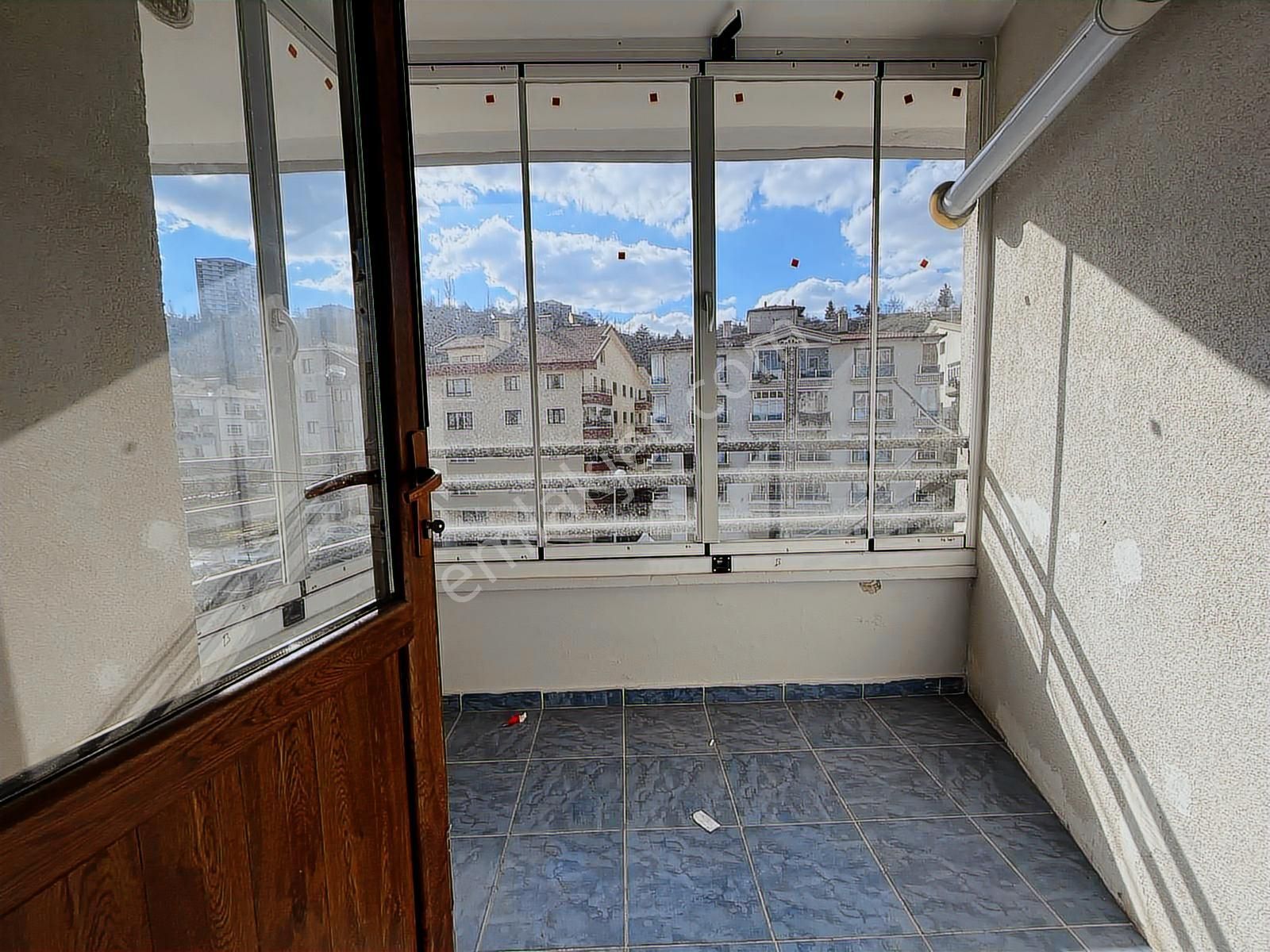 ▄evga▄yeşilbayır Mahallesin'de 4+1 Dublex Daire - Görsel 30