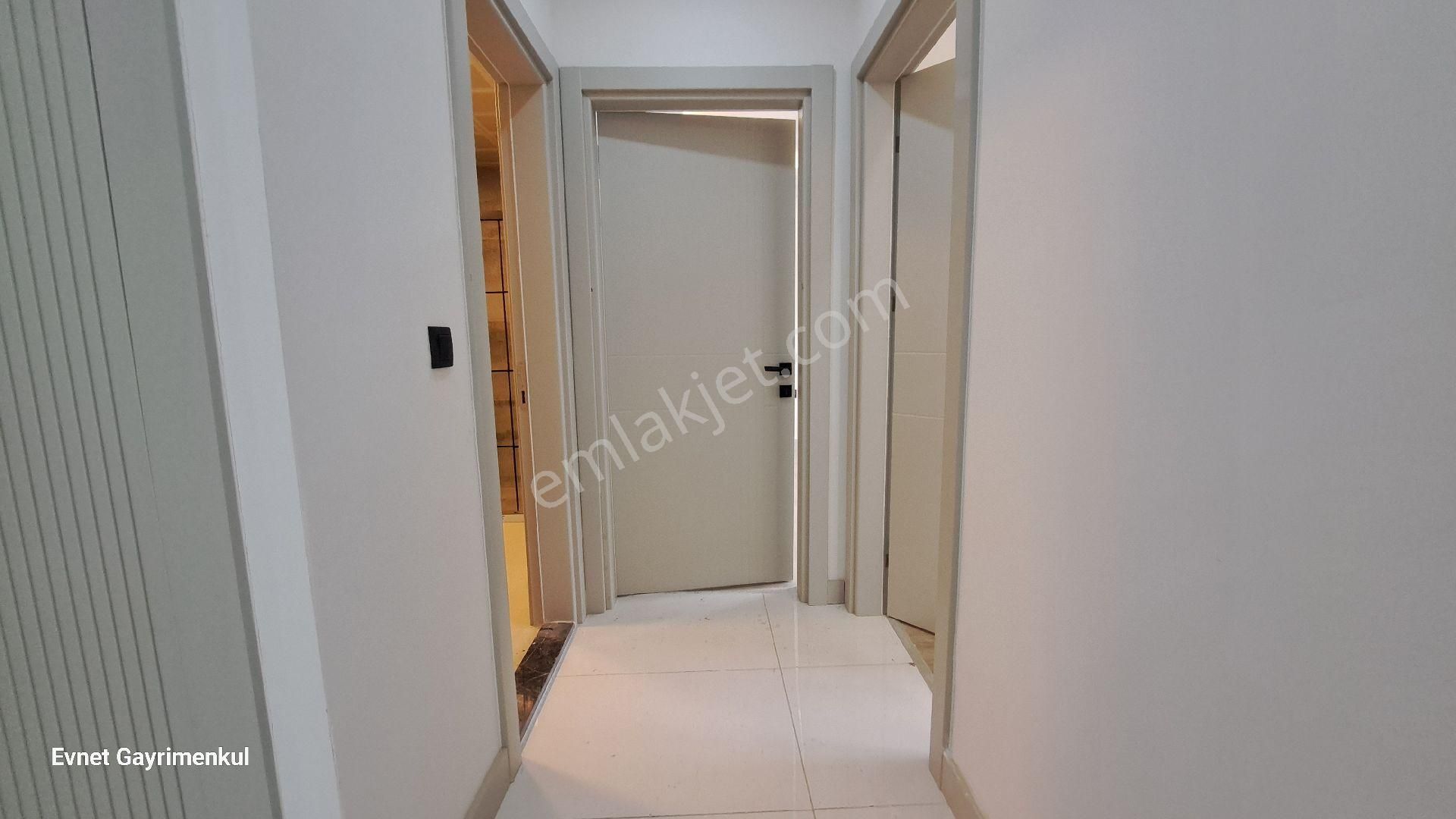 Değirmendere Mahallesi’nde Havuzlu Sitede Deniz Manzaralı 2+1 Daire - Görsel 23