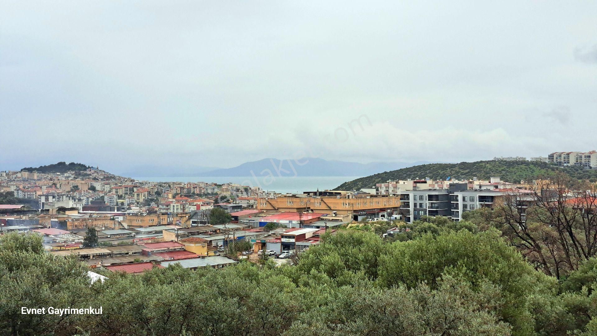 Değirmendere Mahallesi’nde Havuzlu Sitede Deniz Manzaralı 2+1 Daire