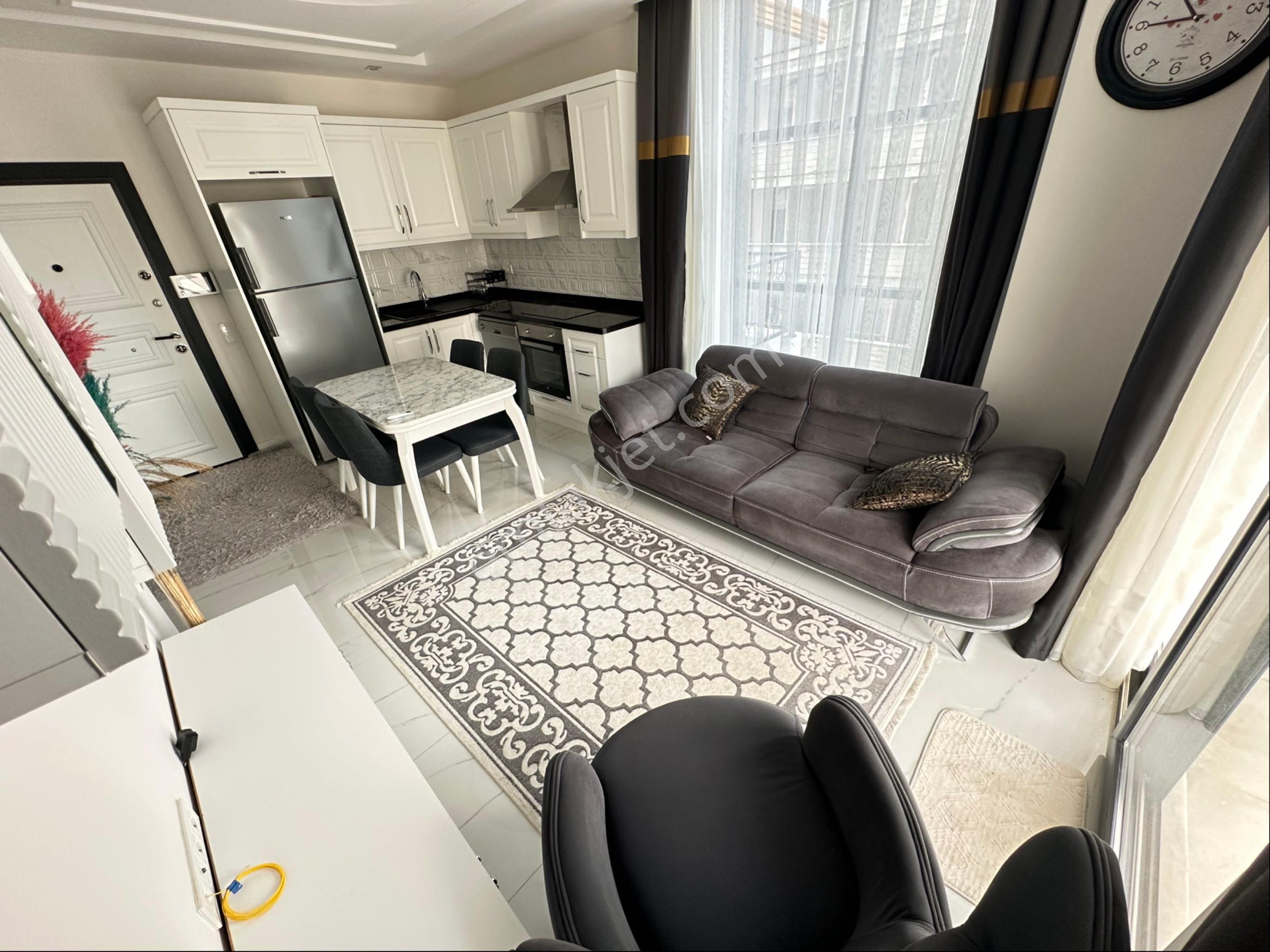 Satılık 1+1 Lüks Eşyalı Daire - Görsel 14
