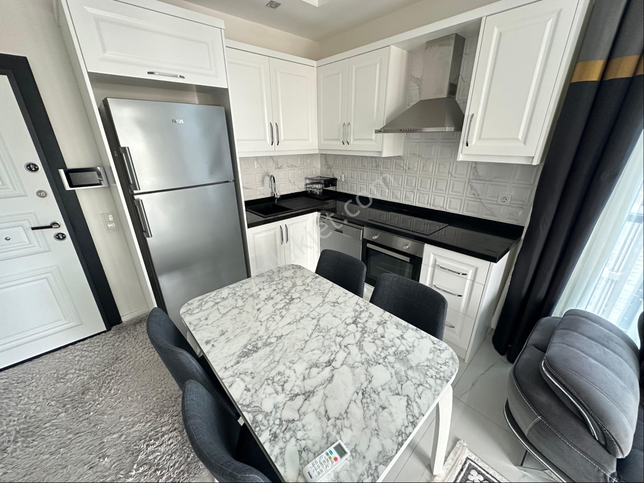 Satılık 1+1 Lüks Eşyalı Daire - Görsel 23