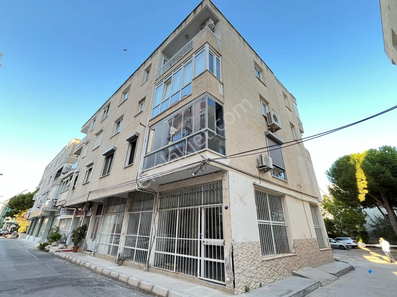 Balçova Korutürk Hastaneye Çok Yakın 135 M² Kiralık 3+1 Daire