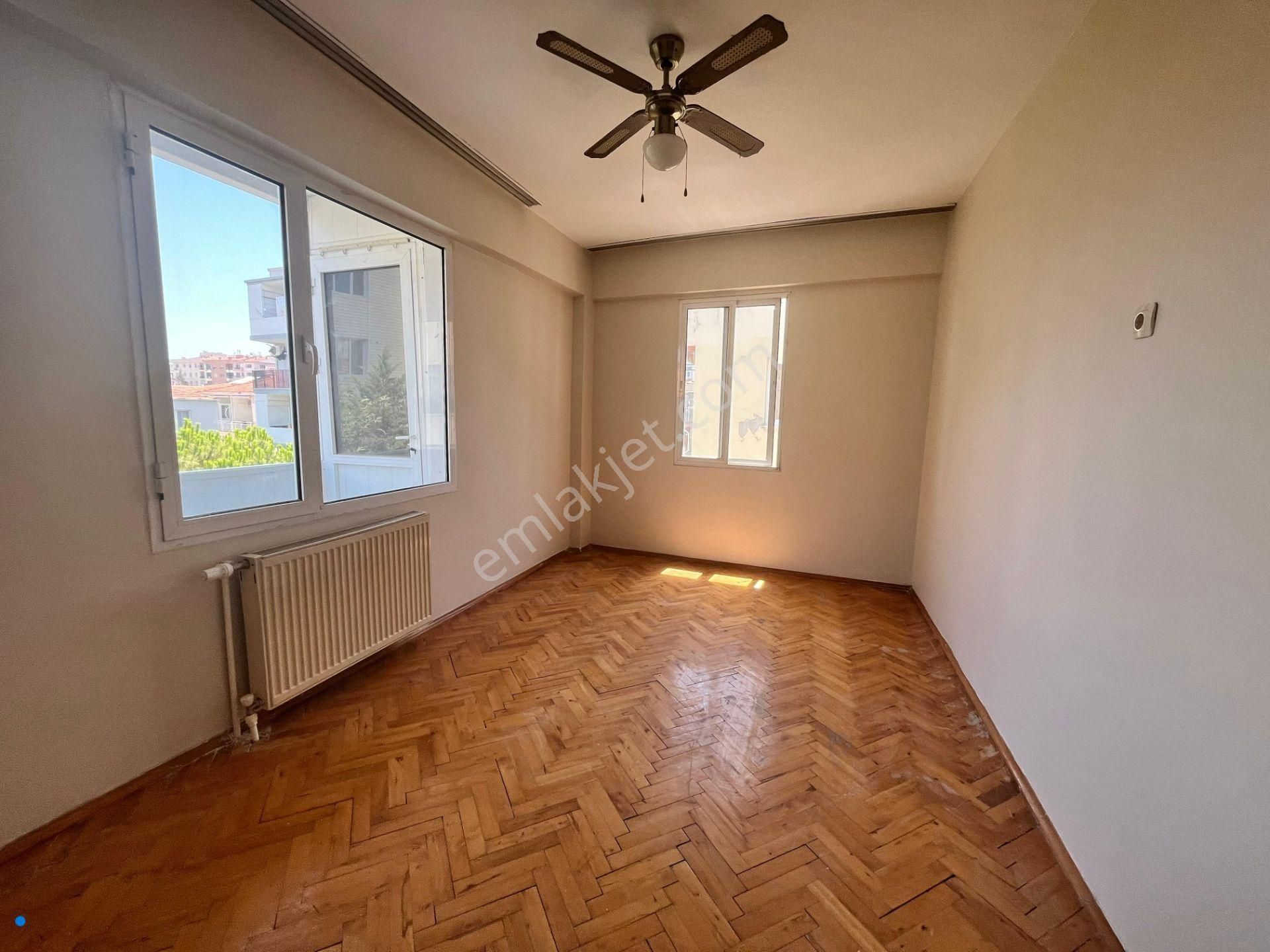 Balçova Korutürk Hastaneye Çok Yakın 135 M² Kiralık 3+1 Daire - Görsel 15