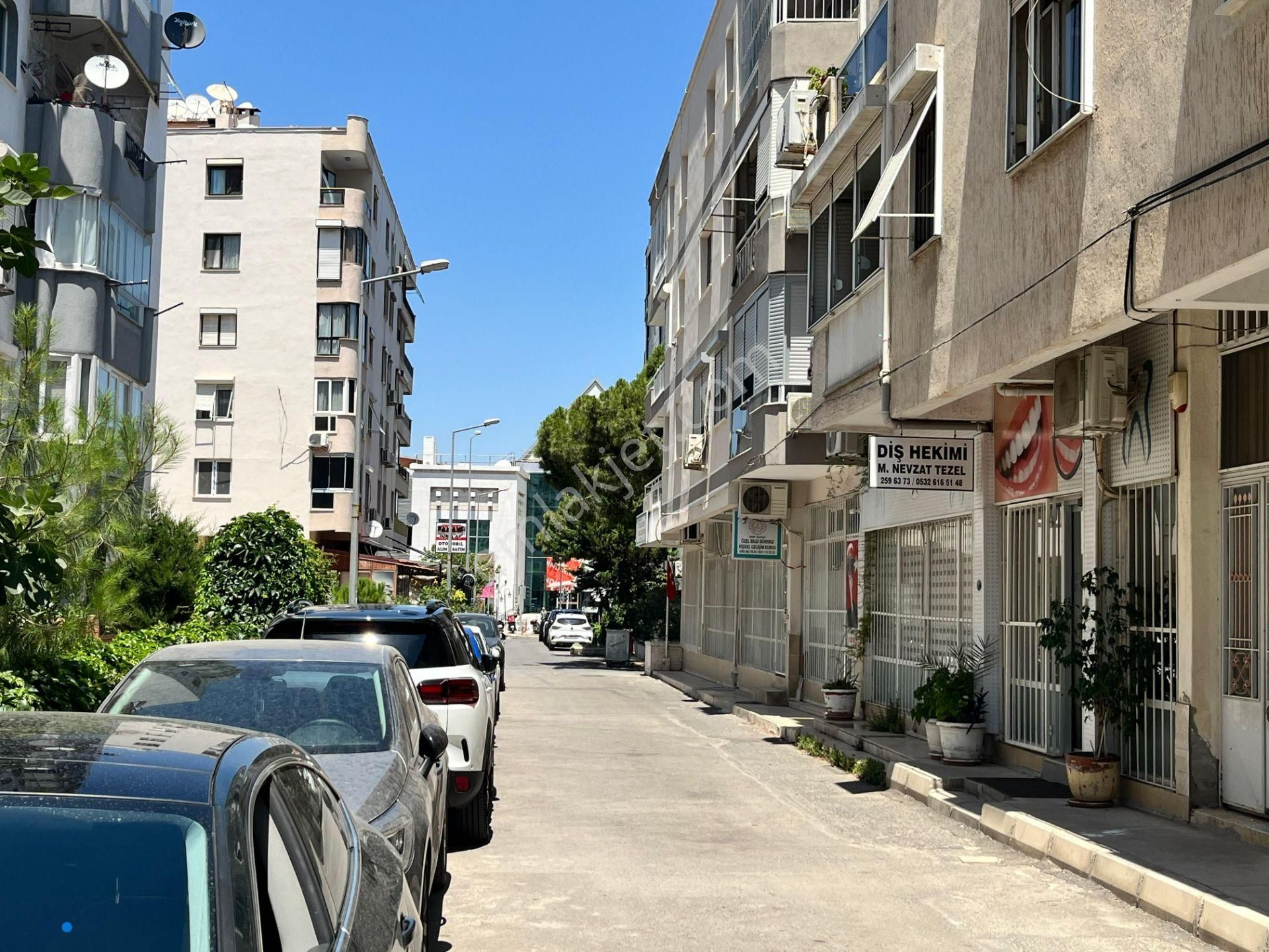 Balçova Korutürk Hastaneye Çok Yakın 135 M² Kiralık 3+1 Daire - Görsel 23