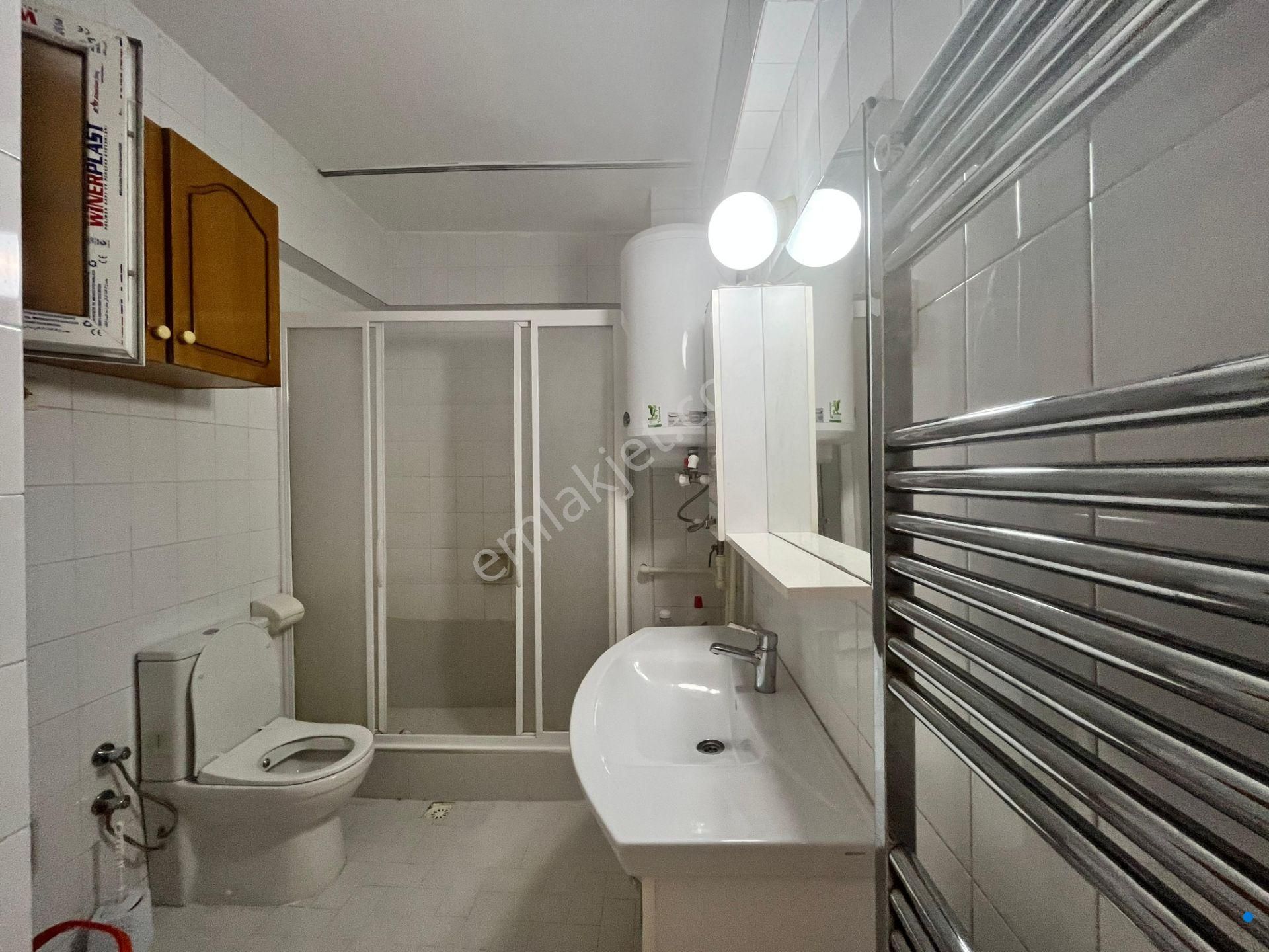 Balçova Korutürk Hastaneye Çok Yakın 135 M² Kiralık 3+1 Daire - Görsel 16