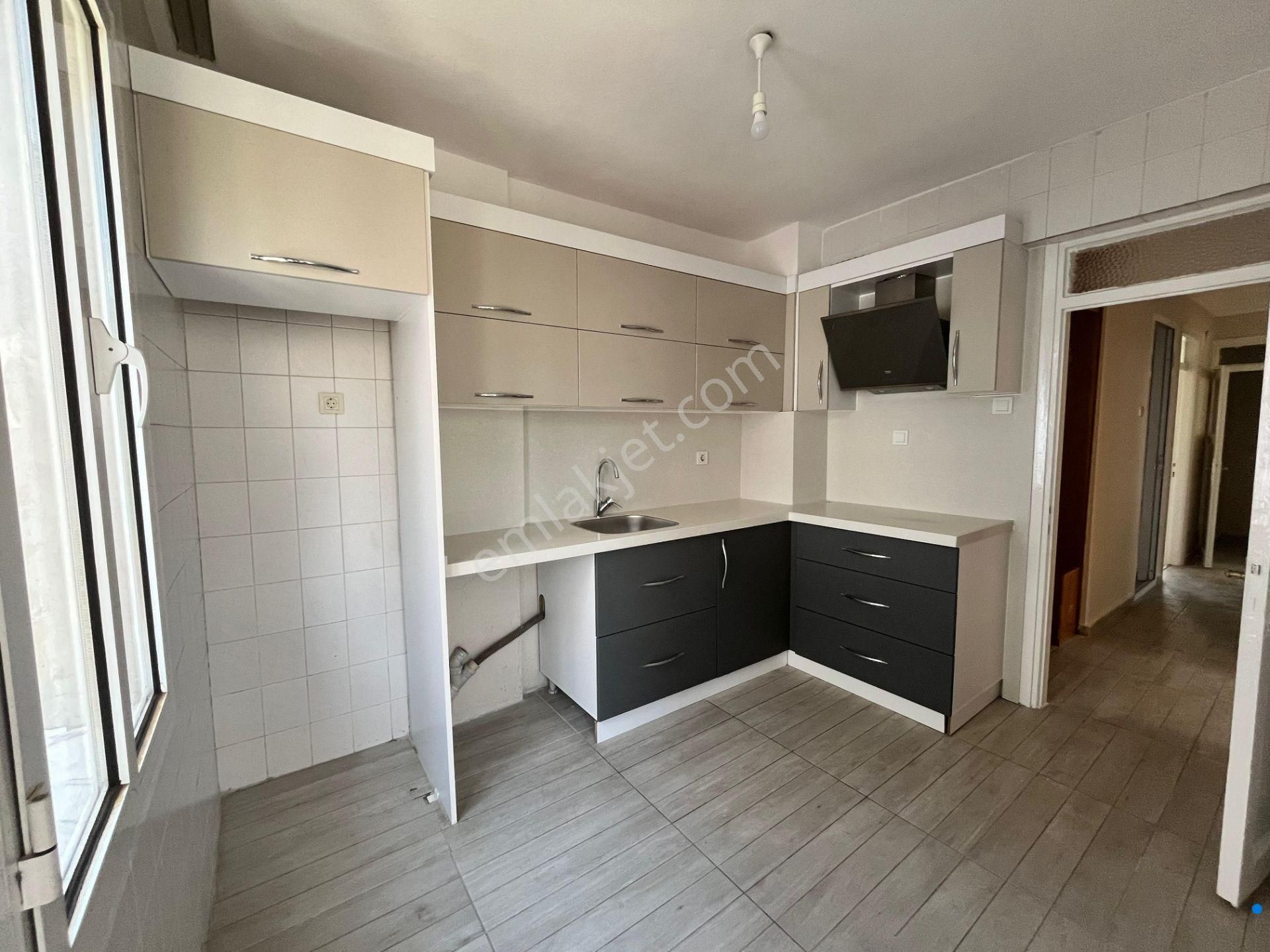 Balçova Korutürk Hastaneye Çok Yakın 135 M² Kiralık 3+1 Daire - Görsel 7