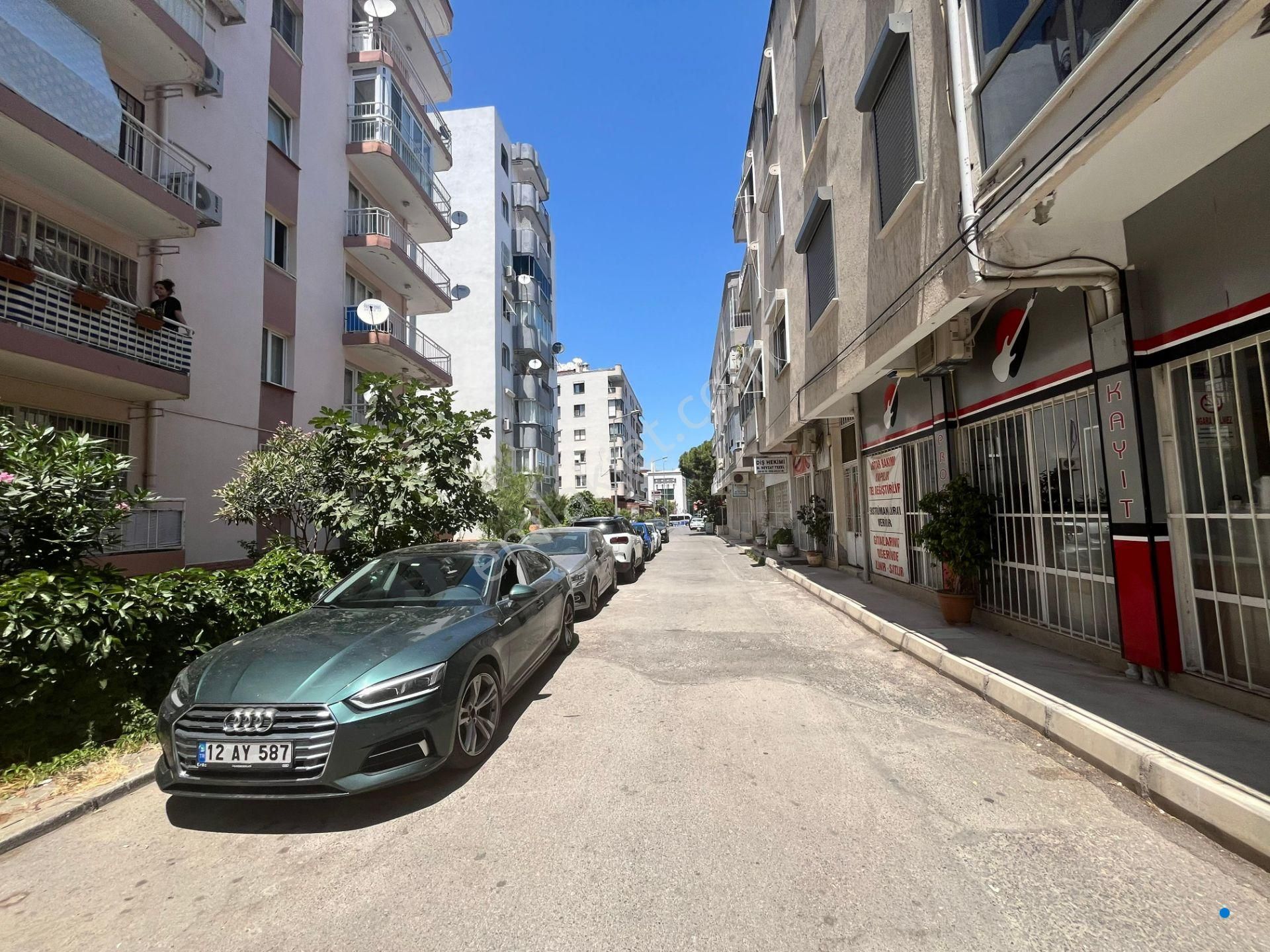 Balçova Korutürk Hastaneye Çok Yakın 135 M² Kiralık 3+1 Daire - Görsel 25