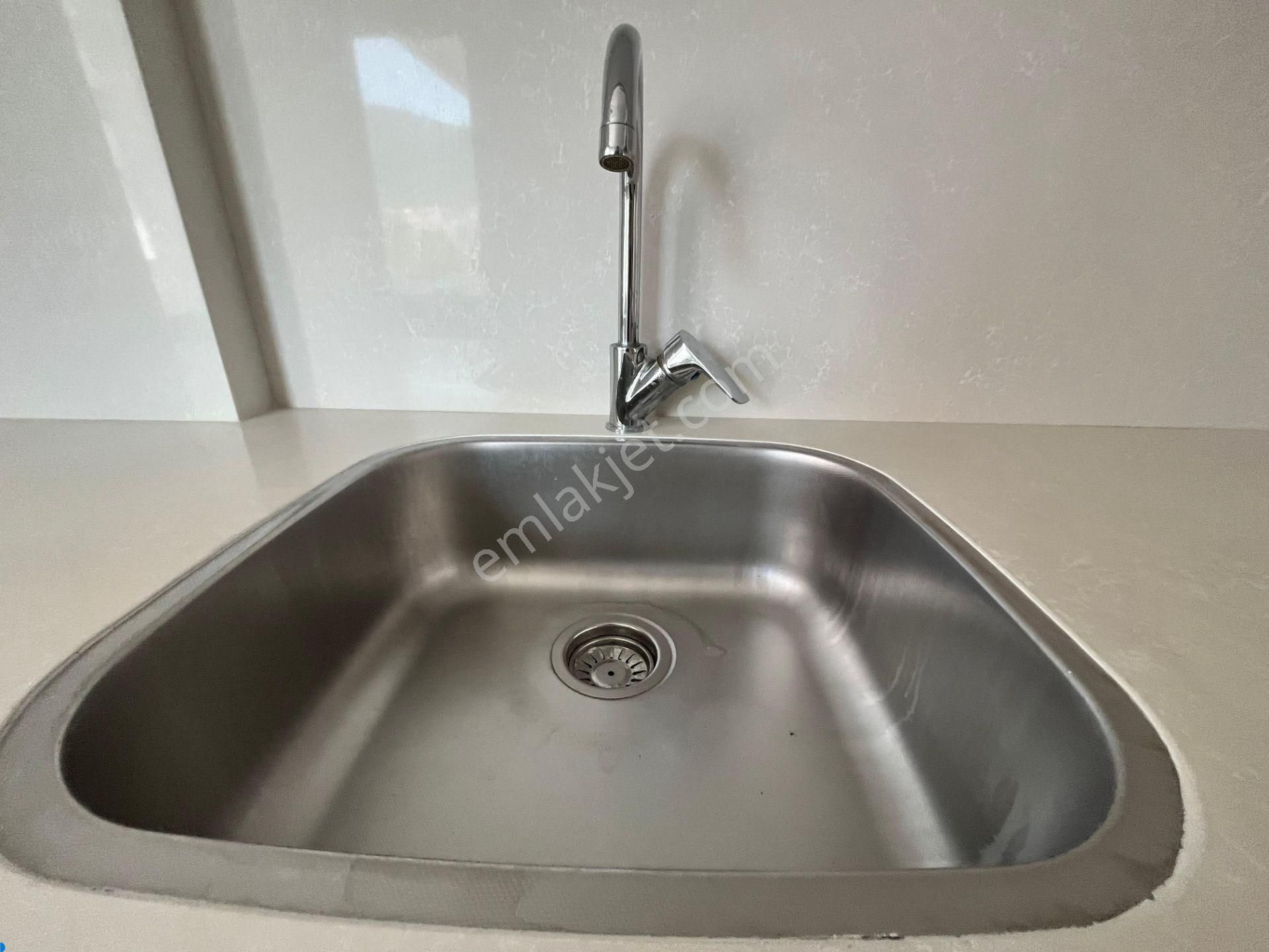 Balçova Korutürk Hastaneye Çok Yakın 135 M² Kiralık 3+1 Daire - Görsel 3